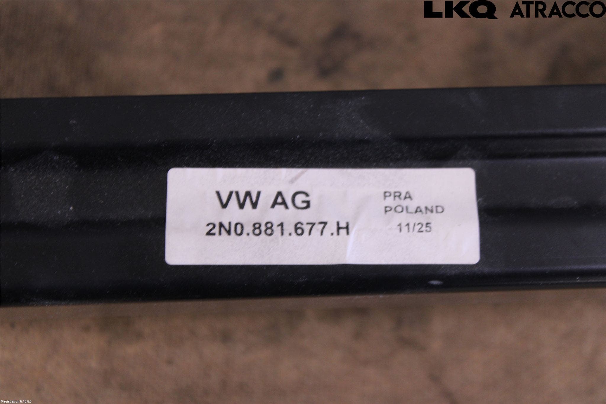 Volkswagen VW CRAFTER II / E-CRAFTER 17- Sikkerhetsbelte Foran Midtre