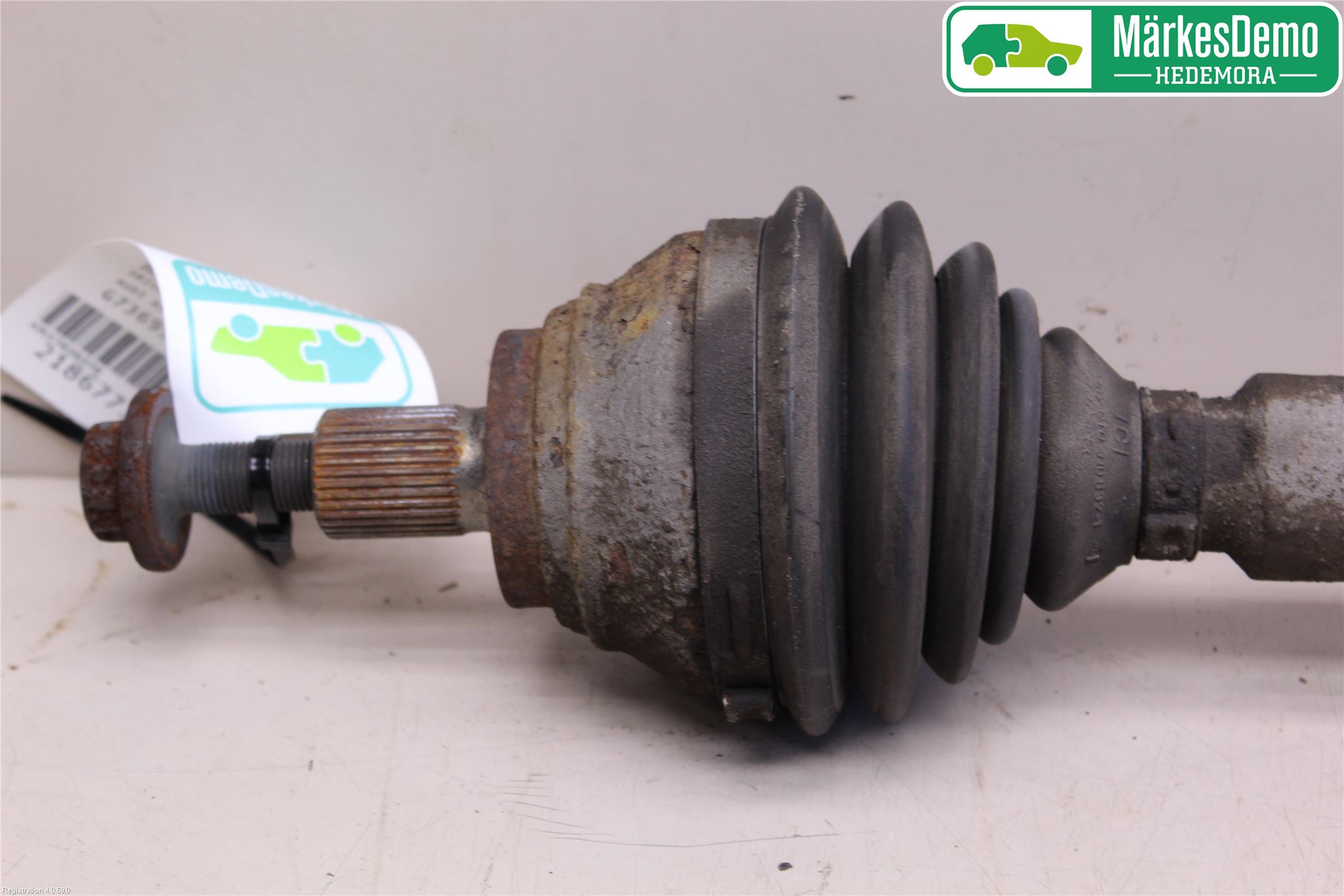 Audi A3/S3 05-13 Drivaksel Foran Kompl Høyre