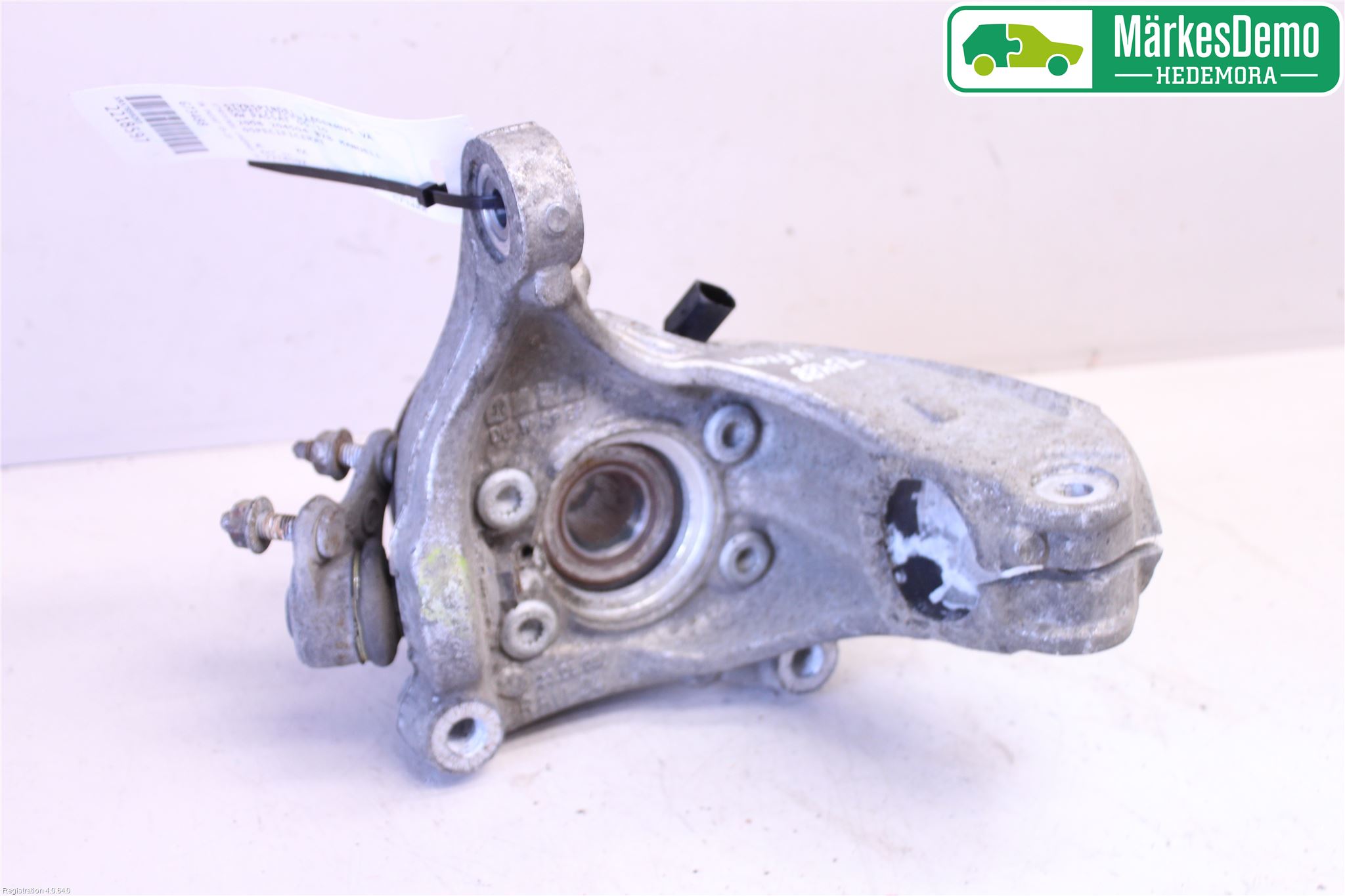 Volkswagen VW PASSAT 05-11 Spindel Vf