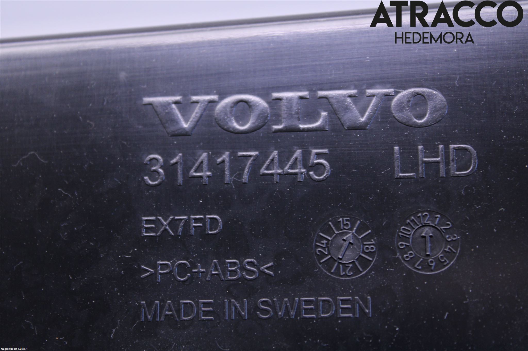 Volvo V90 17->> Innr Hanskerom