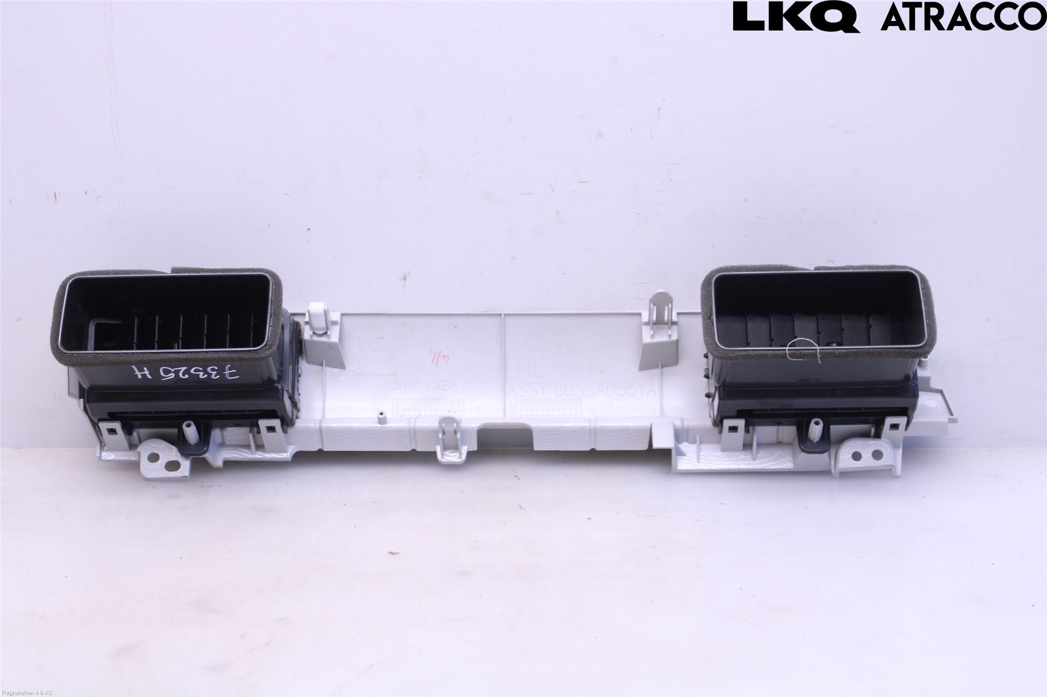 Mitsubishi OUTLANDER 13-21 Dashbord Kanal - Dyse