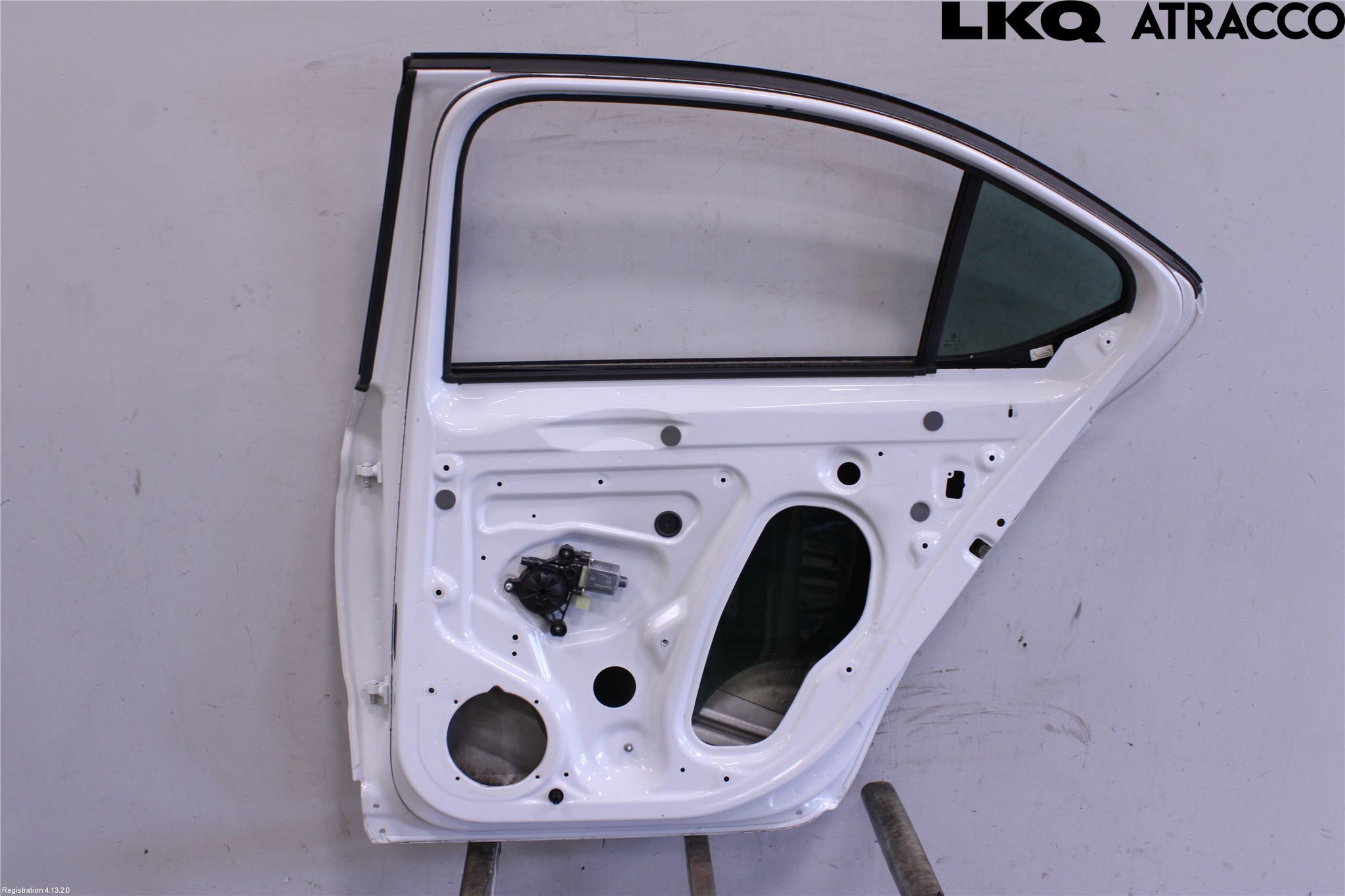 Skoda SUPERB 16-24 Dør 4D Bak Høyre