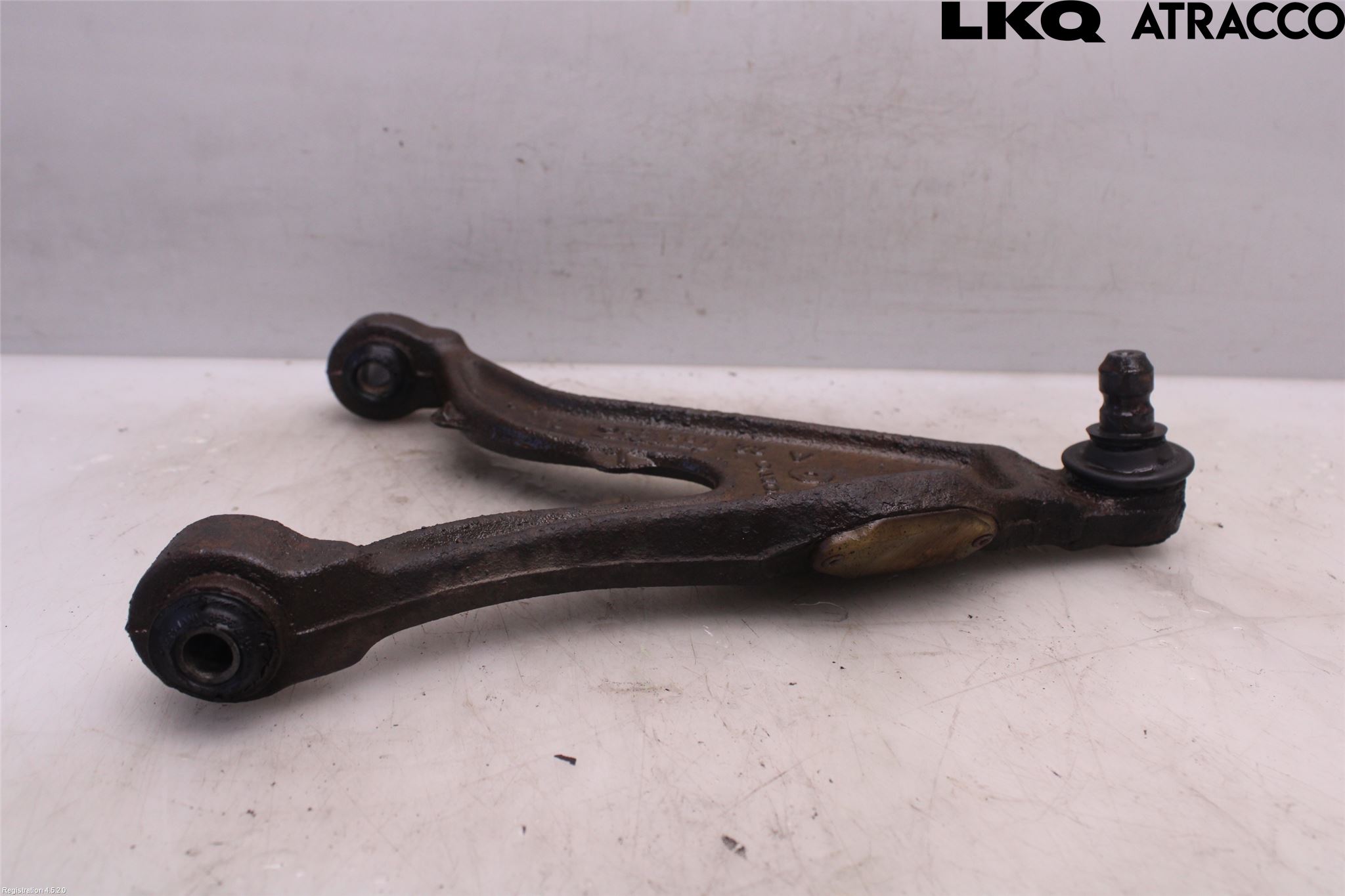 Volvo S70/V70/XC  97-00 Bærearm Foran Venstre Nedre