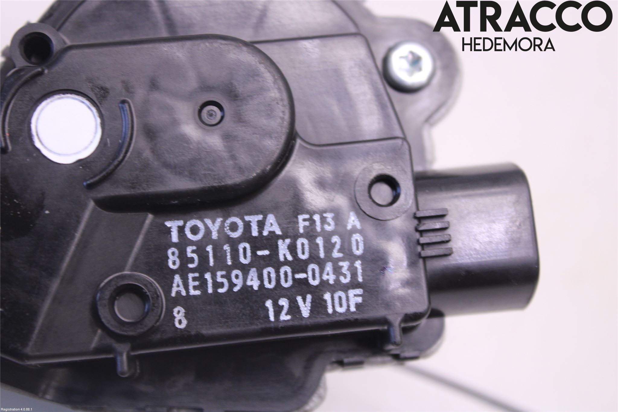 Toyota YARIS CROSS XP21 21- Viskermotor Frontrute