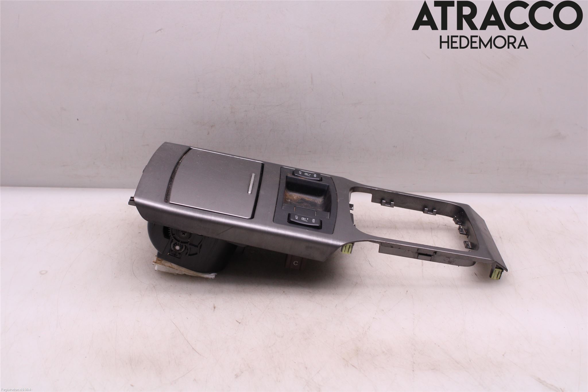 Subaru OUTBACK 10-15 Innr Konsoll-Lomme