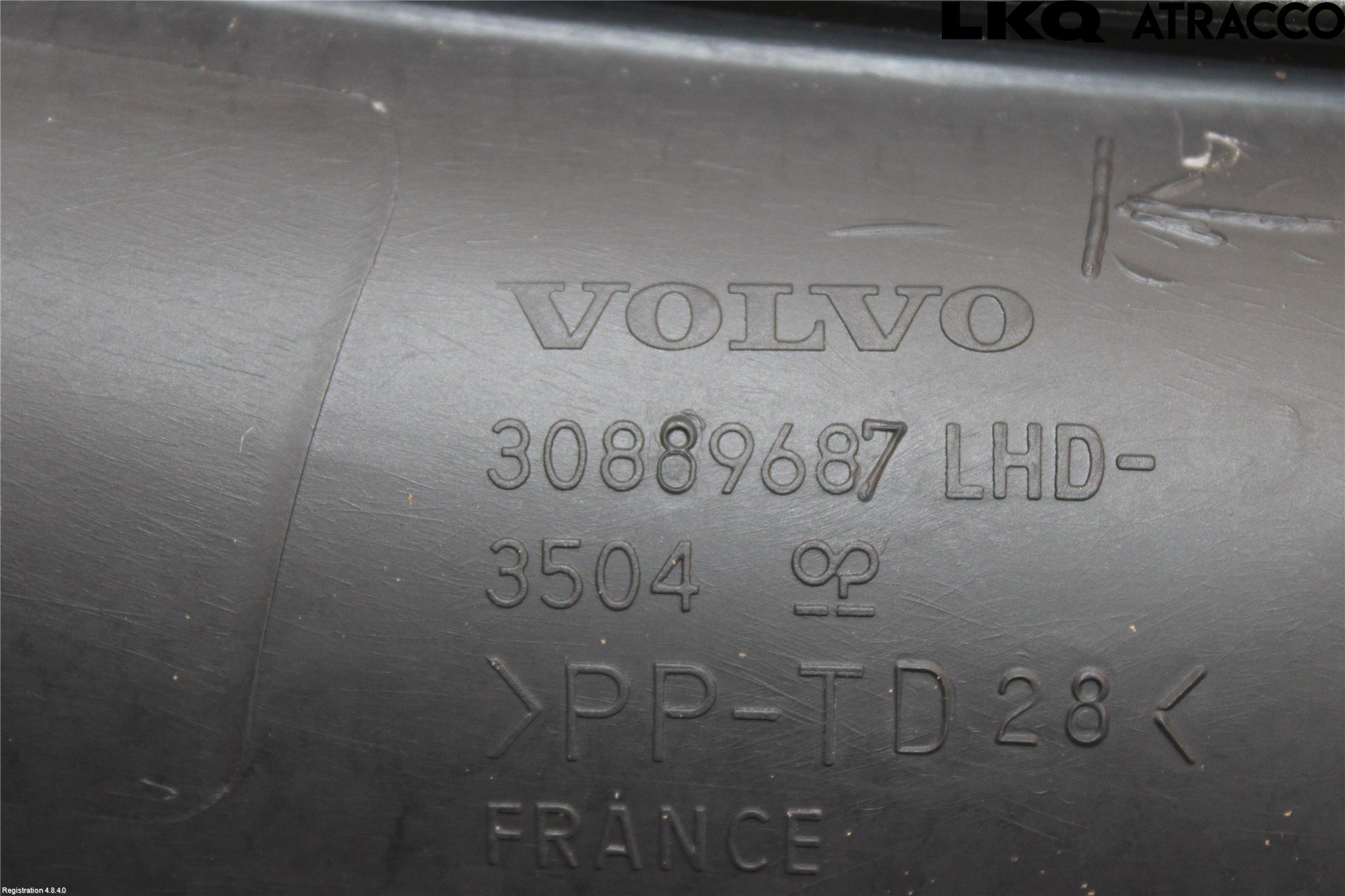 Volvo S40/V40    96-04 Visker Deksel-Grill-Under Frr