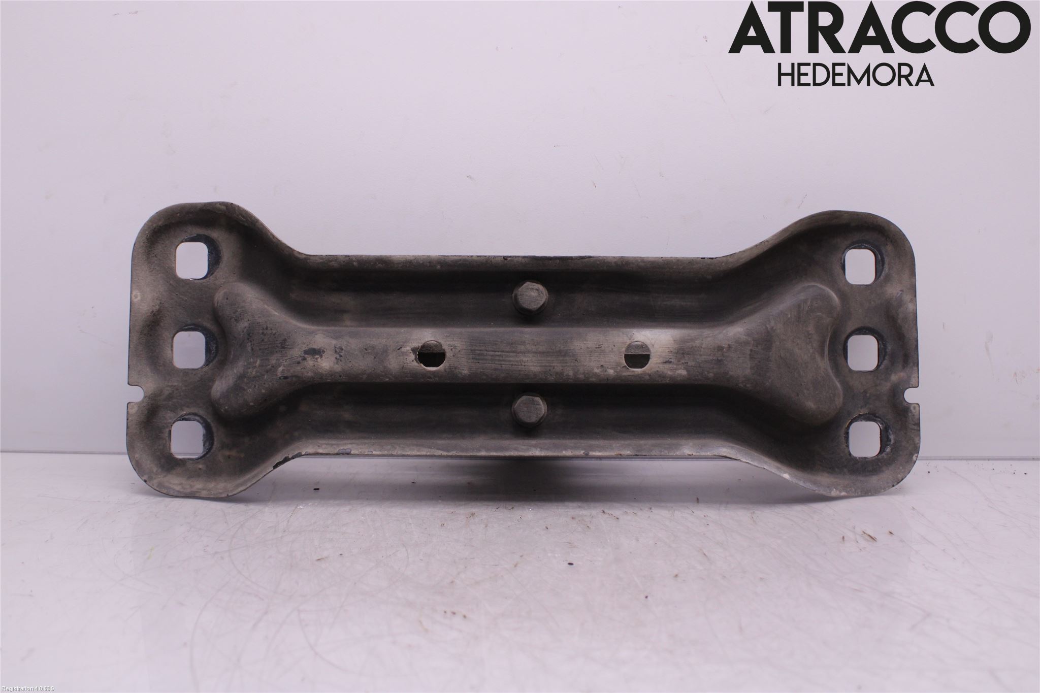 Mercedes-Benz MB C (203) 00-07 Gearkasse Bjelke - Travers