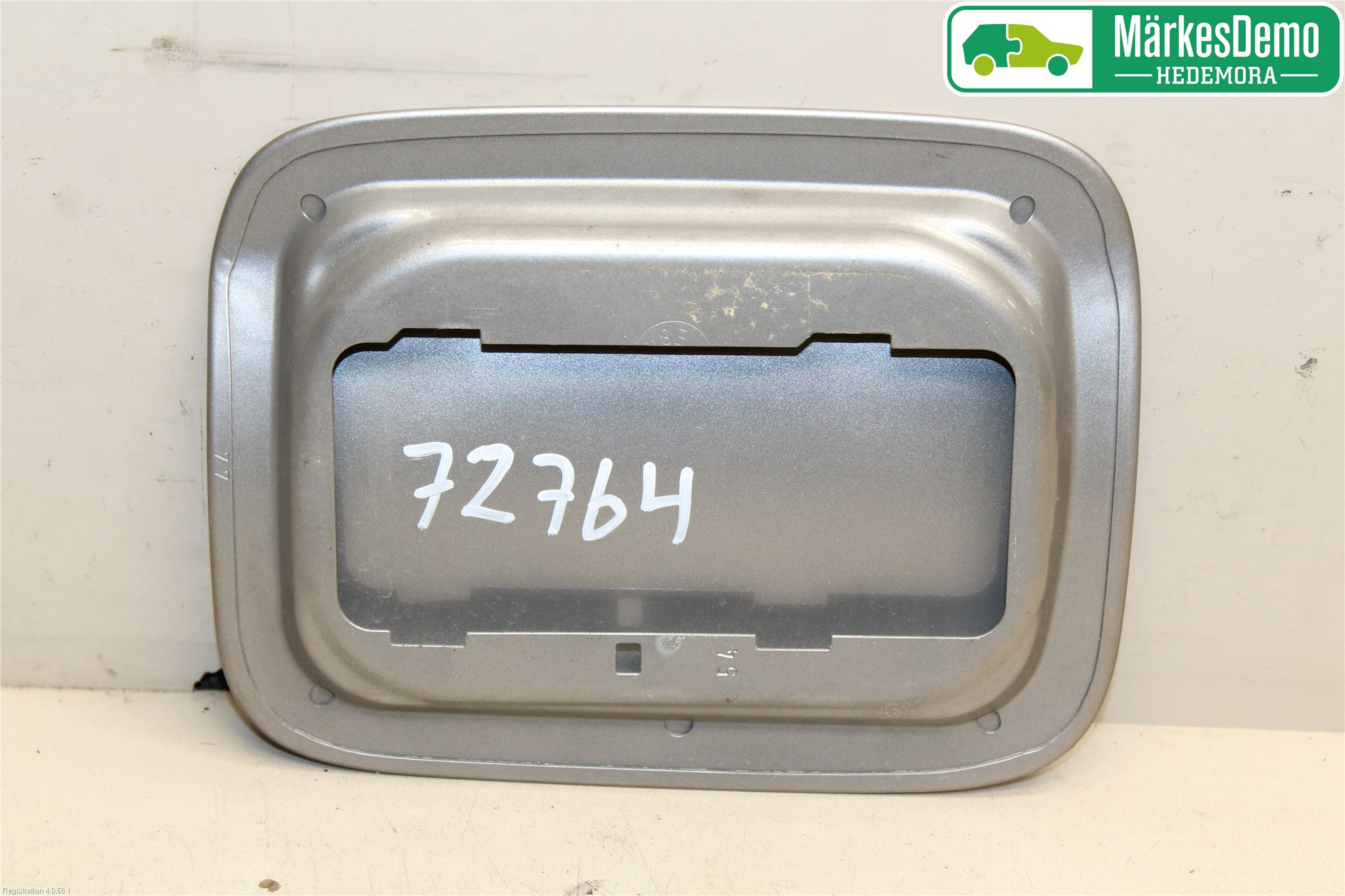 BMW X1 E84 10-15 Drivstoff Tankluke