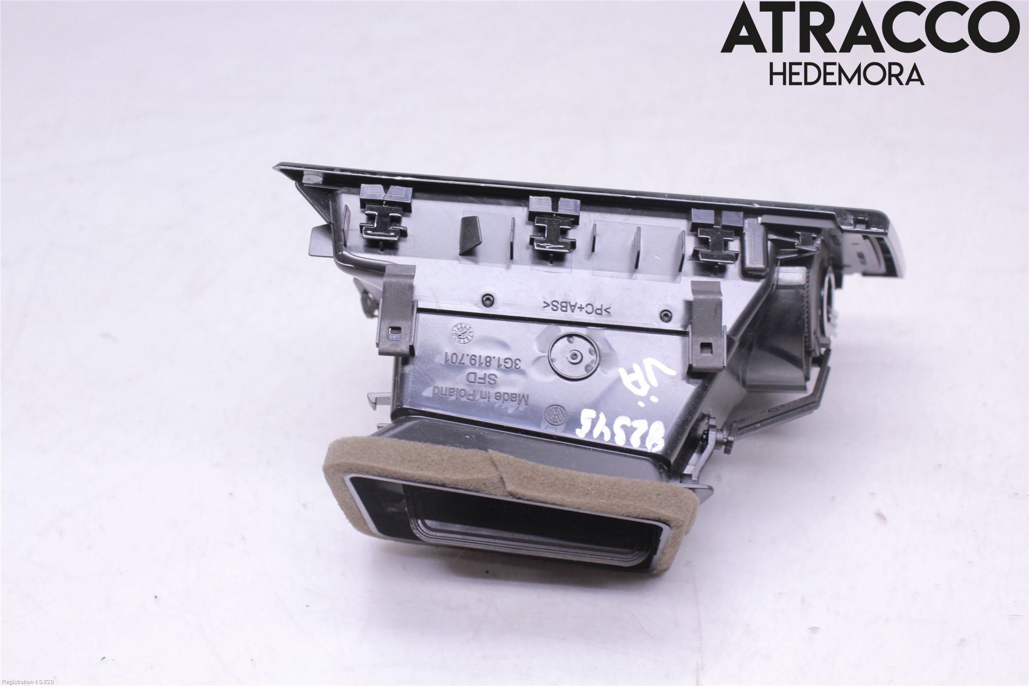 Volkswagen VW PASSAT 15-19 Dashbord Kanal - Dyse