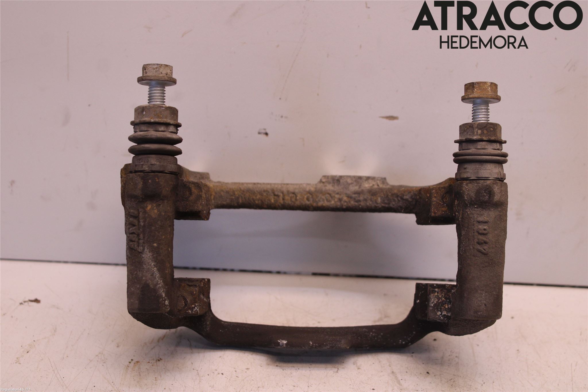 BMW 5 G30/G31/F90 17-23 Bremsecaliper Feste Holder