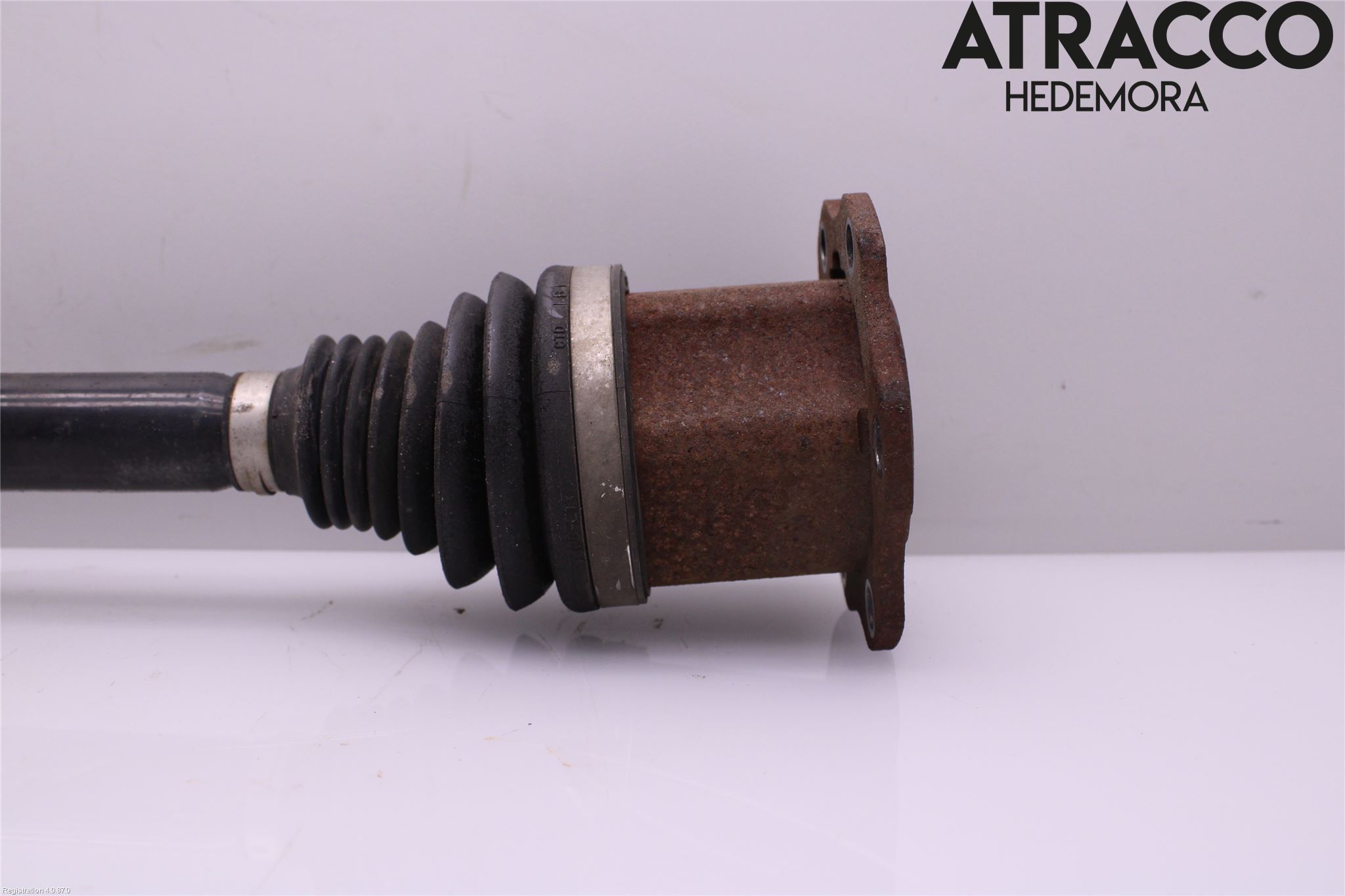 Audi A4/S4 08-11 Drivaksel Foran Kompl Venstre