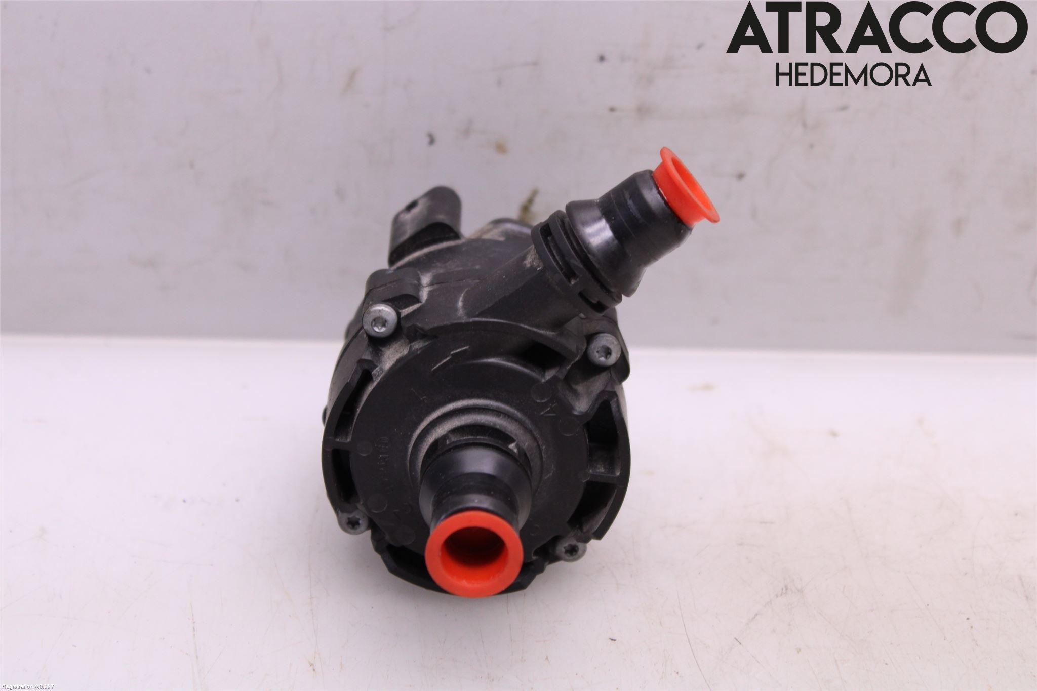 BMW 5 G30/G31/F90 17-23 Varme Sirkulasjonspumpe