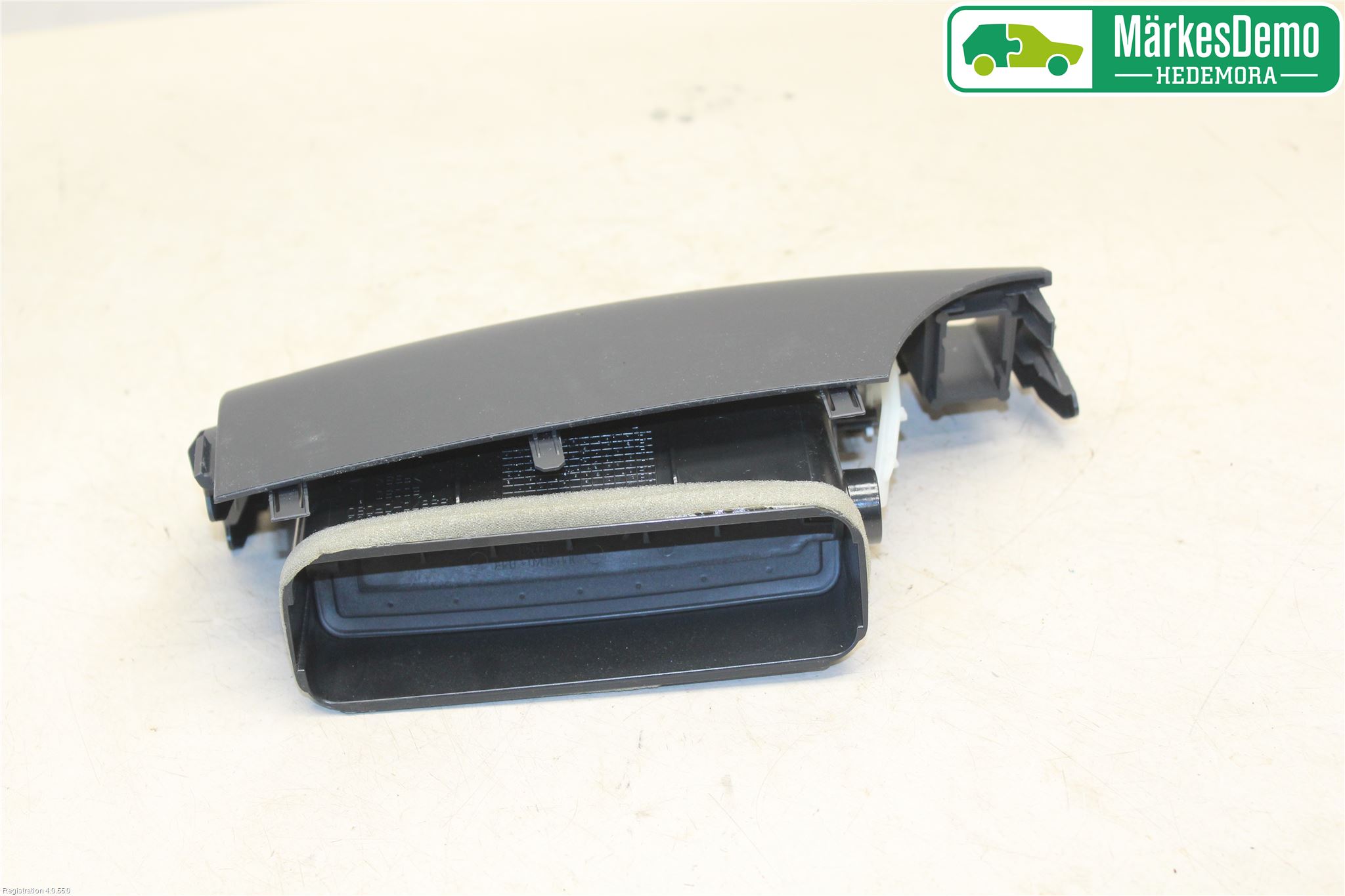 Toyota VERSO 09-18 Dashbord Kanal - Dyse