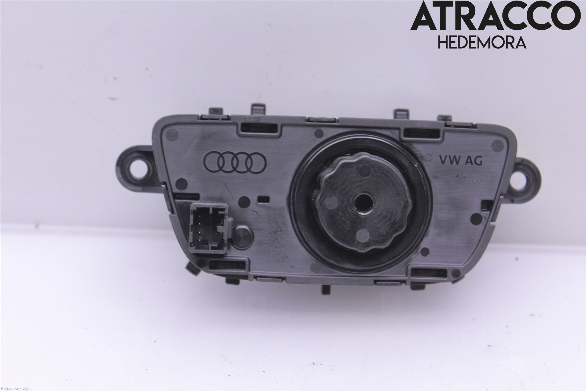 Audi A4/S4 B9 16-19 Bryter Hovedlys