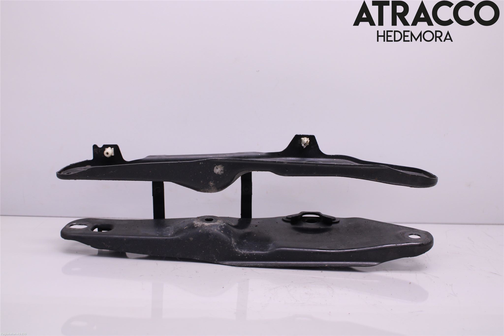 BMW 5 G30/G31/F90 17-23 Bærearm Bak Venstre