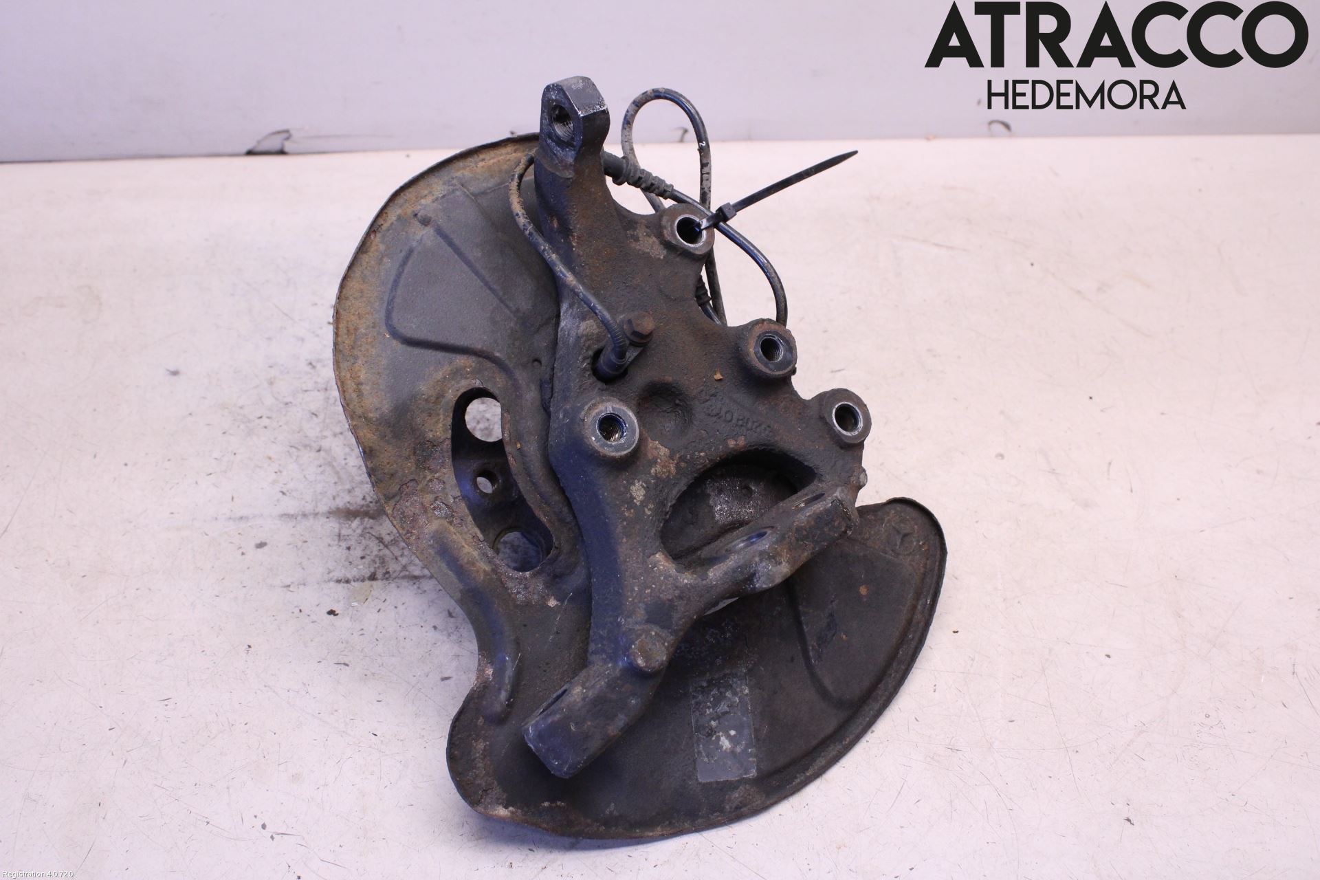 Mercedes-Benz MB C (203) 00-07 Spindel Hf