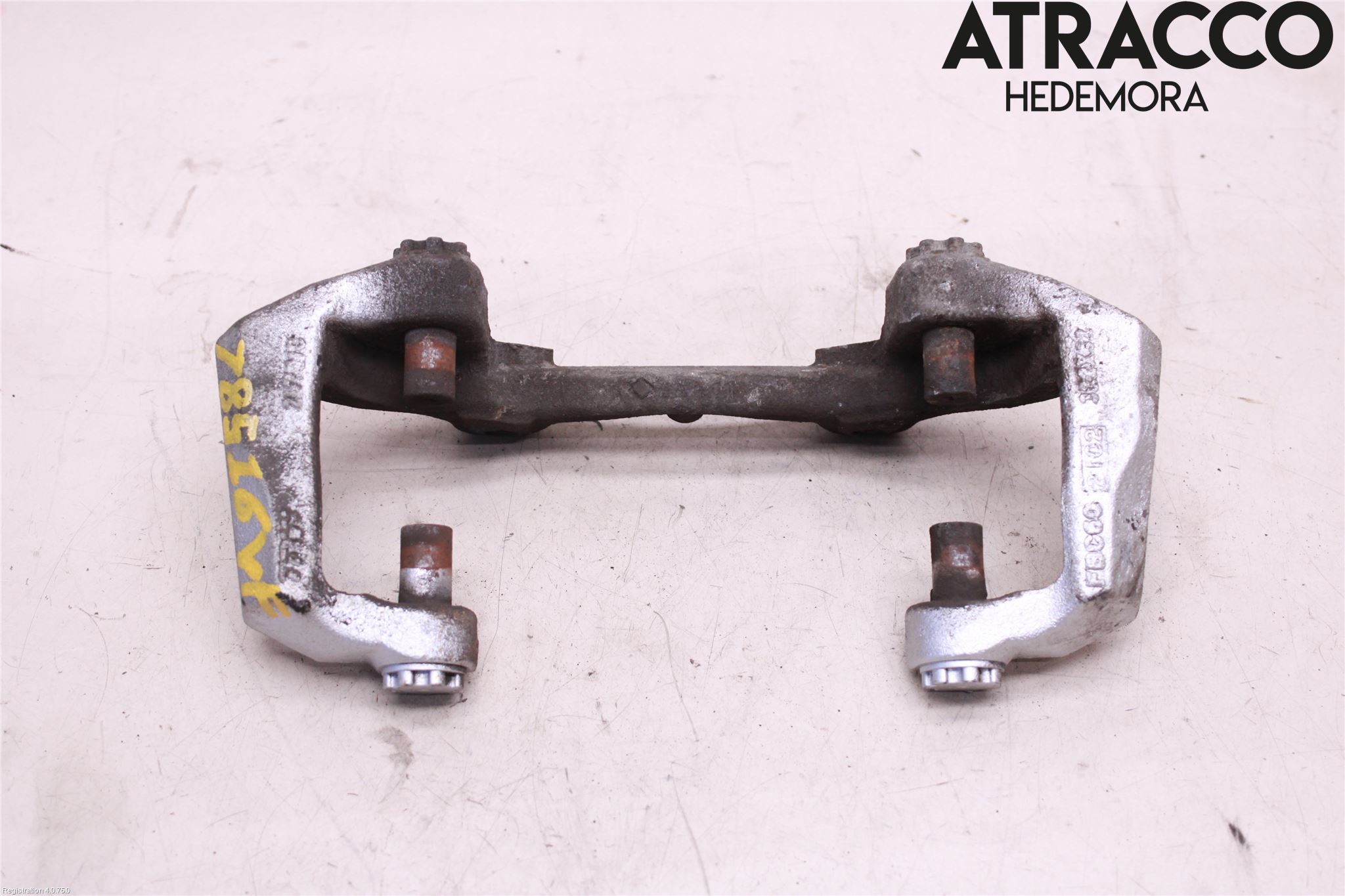 Mercedes-Benz MB E-KLASS (W212) 09-16 Bremsecaliper Feste Holder
