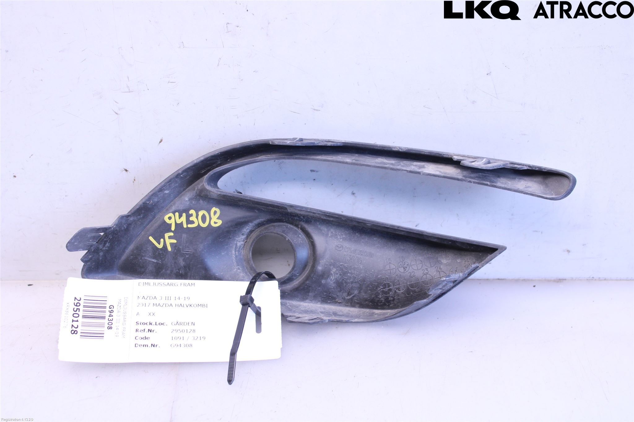 Mazda 3 III 14-19 Frontlykt Kurve-Tåkelys Ramme