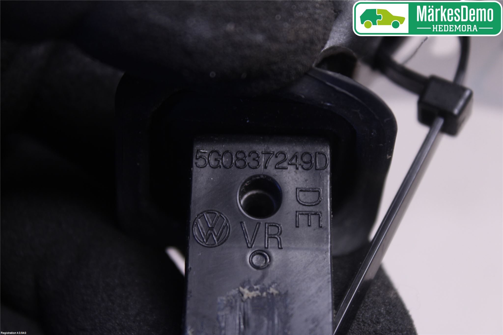 Volkswagen VW GOLF / E-GOLF VII 13-20 Dørstopper
