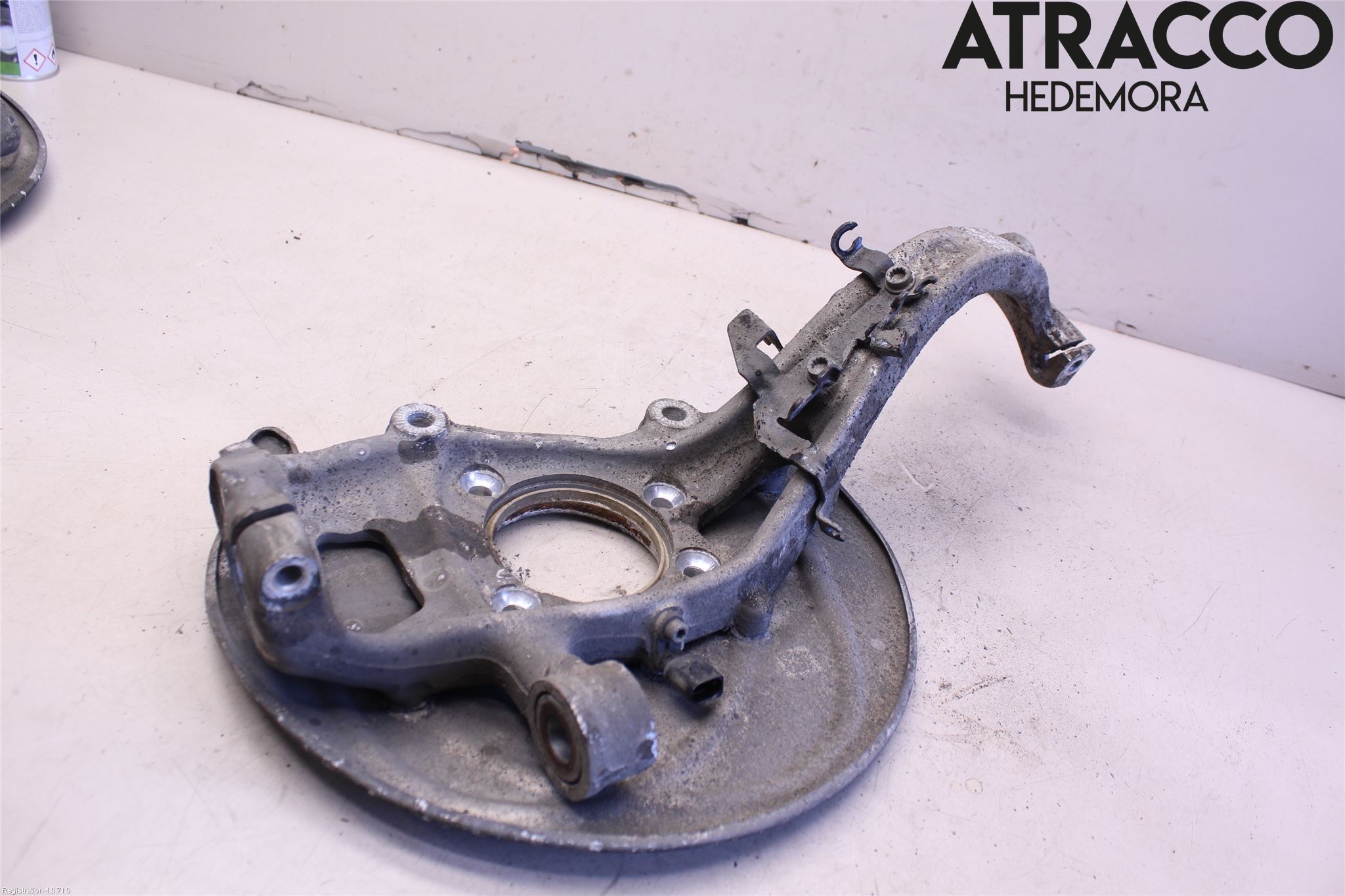 Audi A4/S4 B9 16-19 Spindel Vf