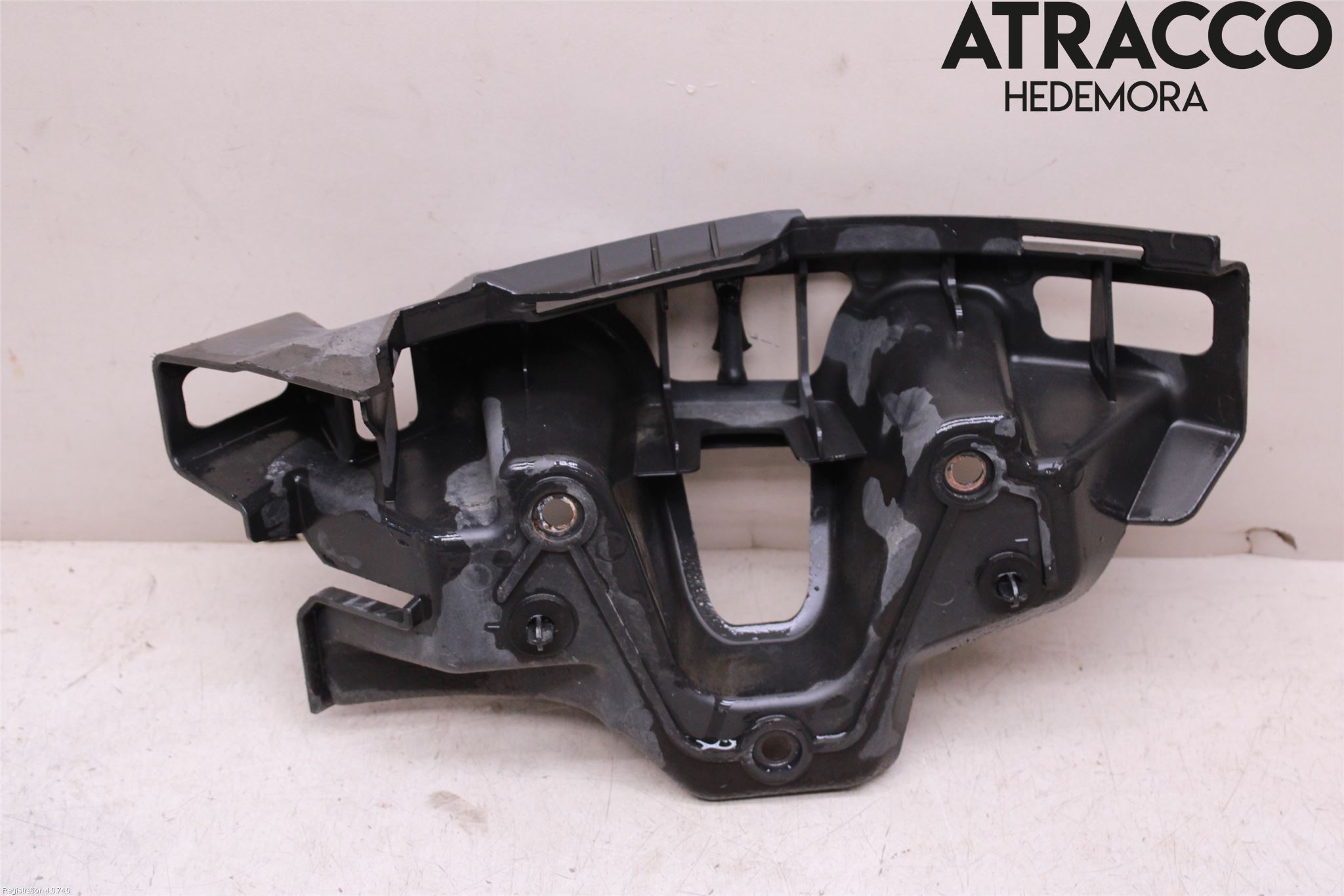 Landrover RANGE ROVER SPORT (L320) 05-09 Støtfangerfeste Bak Venstre