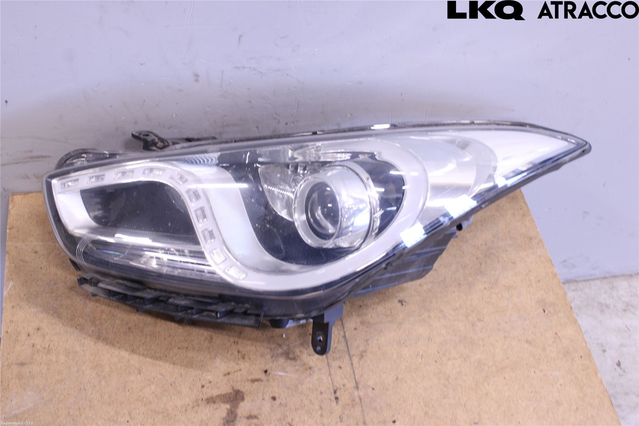 Hyundai i40 08-15 Frontlykt Venstre