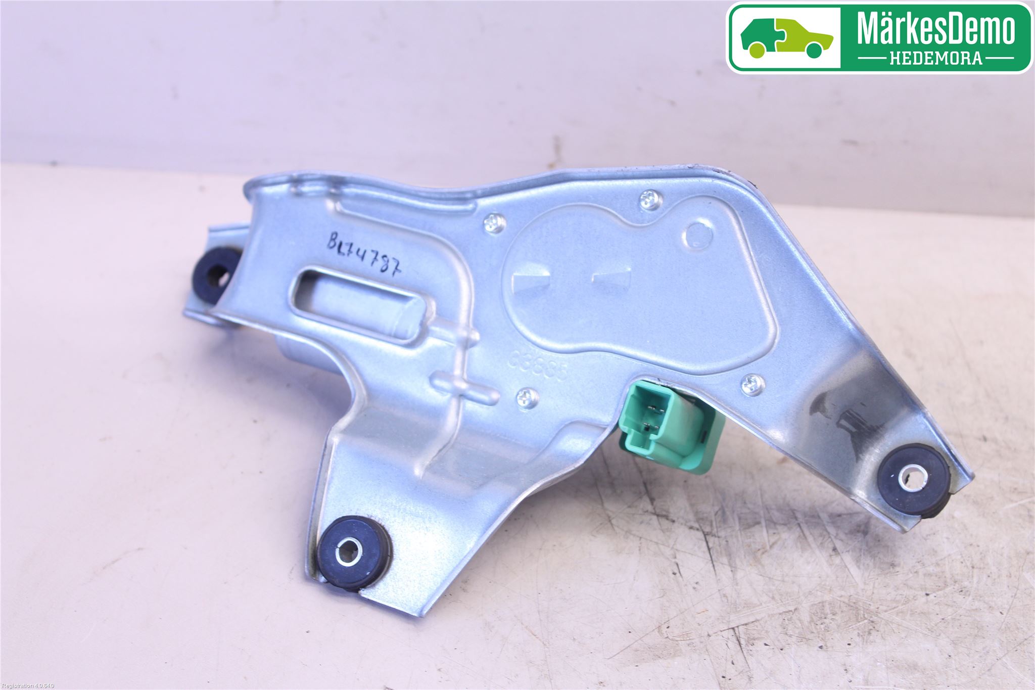 Mitsubishi OUTLANDER 07-12 Viskermotor Bakluke