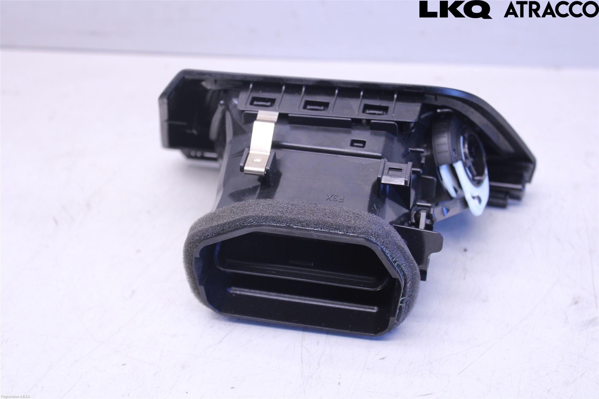 BMW 3 F30/F31/F80 12-19 Dashbord Kanal - Dyse