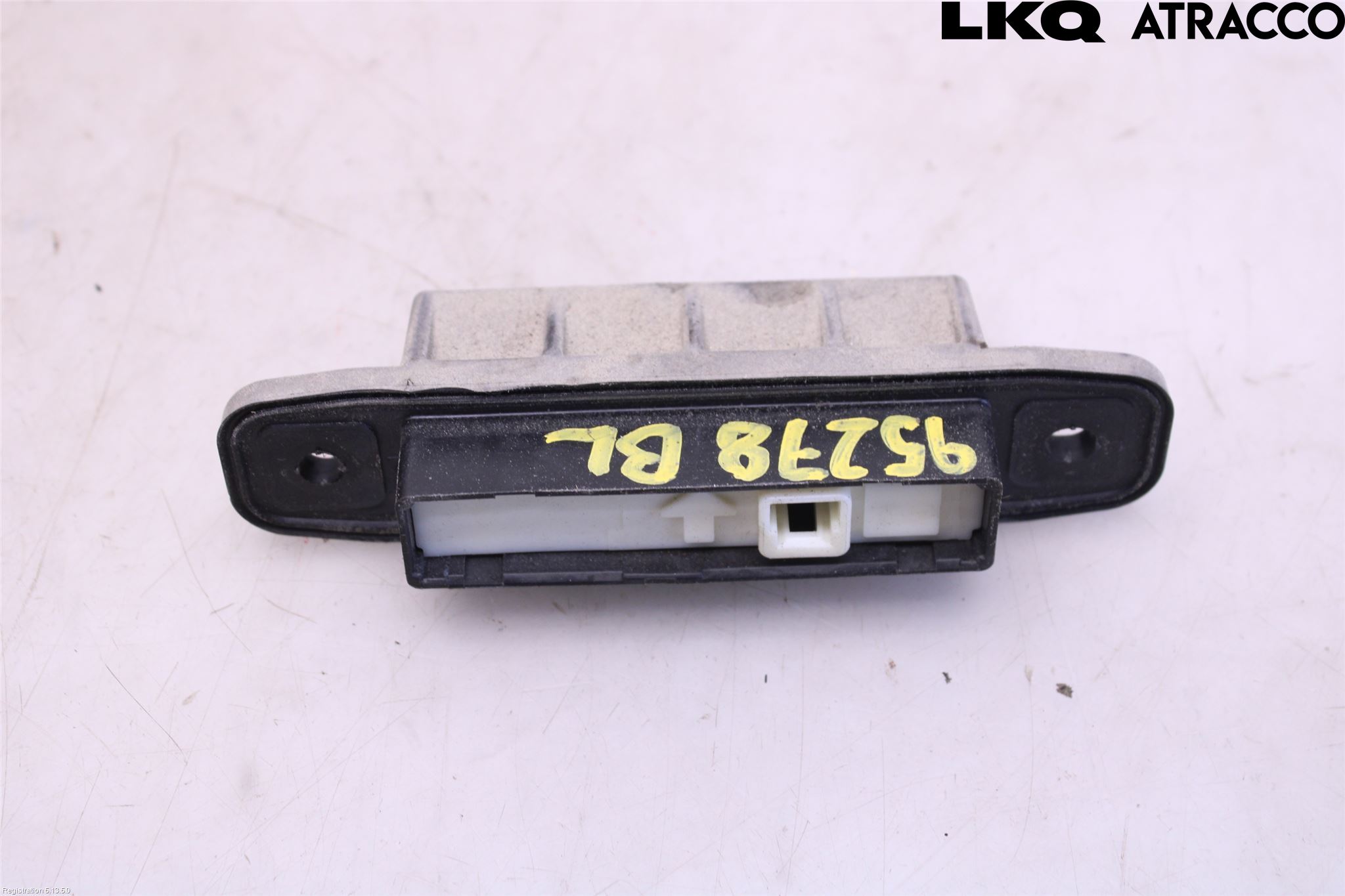 Toyota PRIUS+ ZVW40 12-20 Bakluke Handtak Ytre