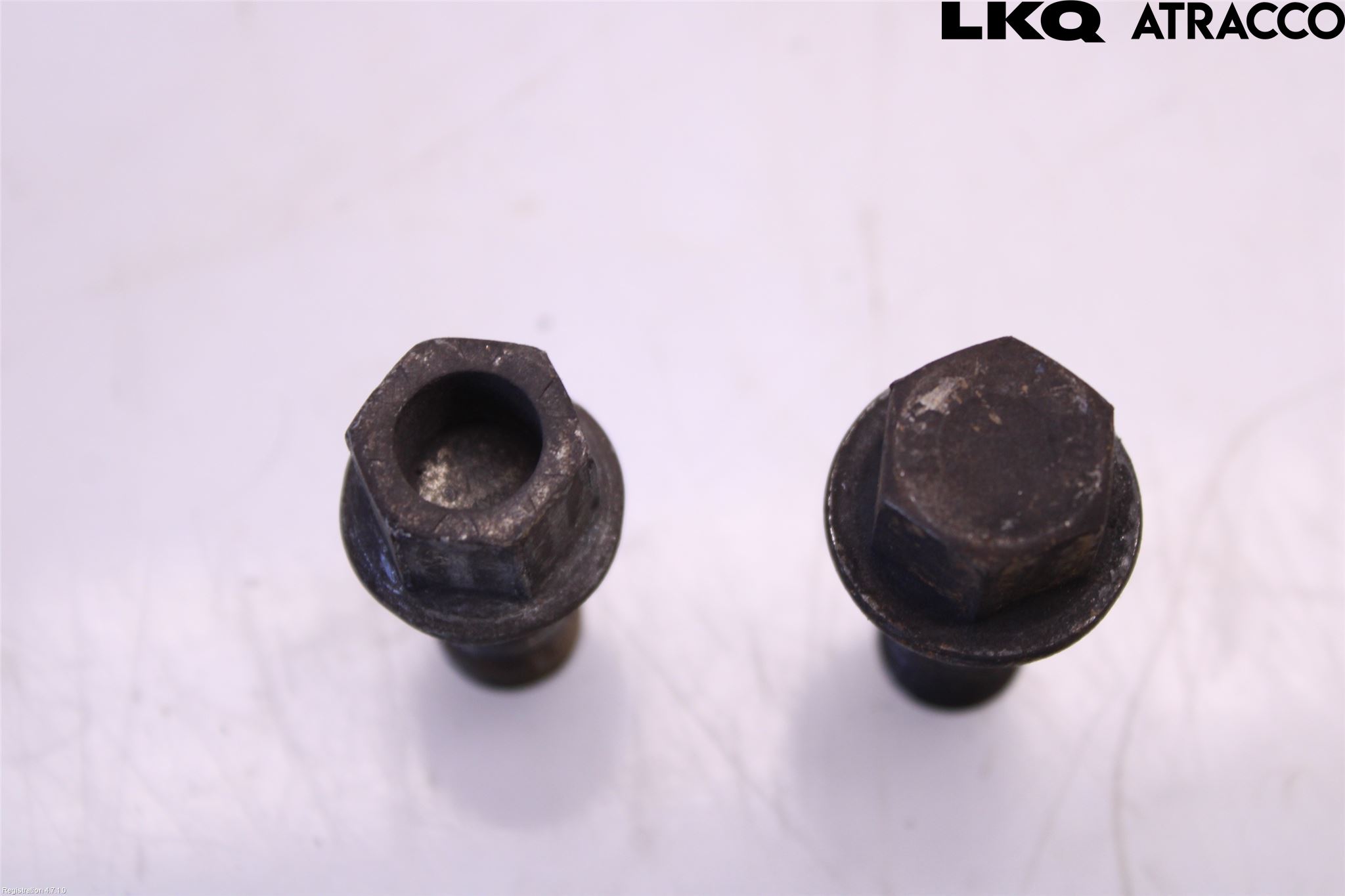 Volkswagen VW TOURAN 16- Hjulmutter - Bolt - Sett