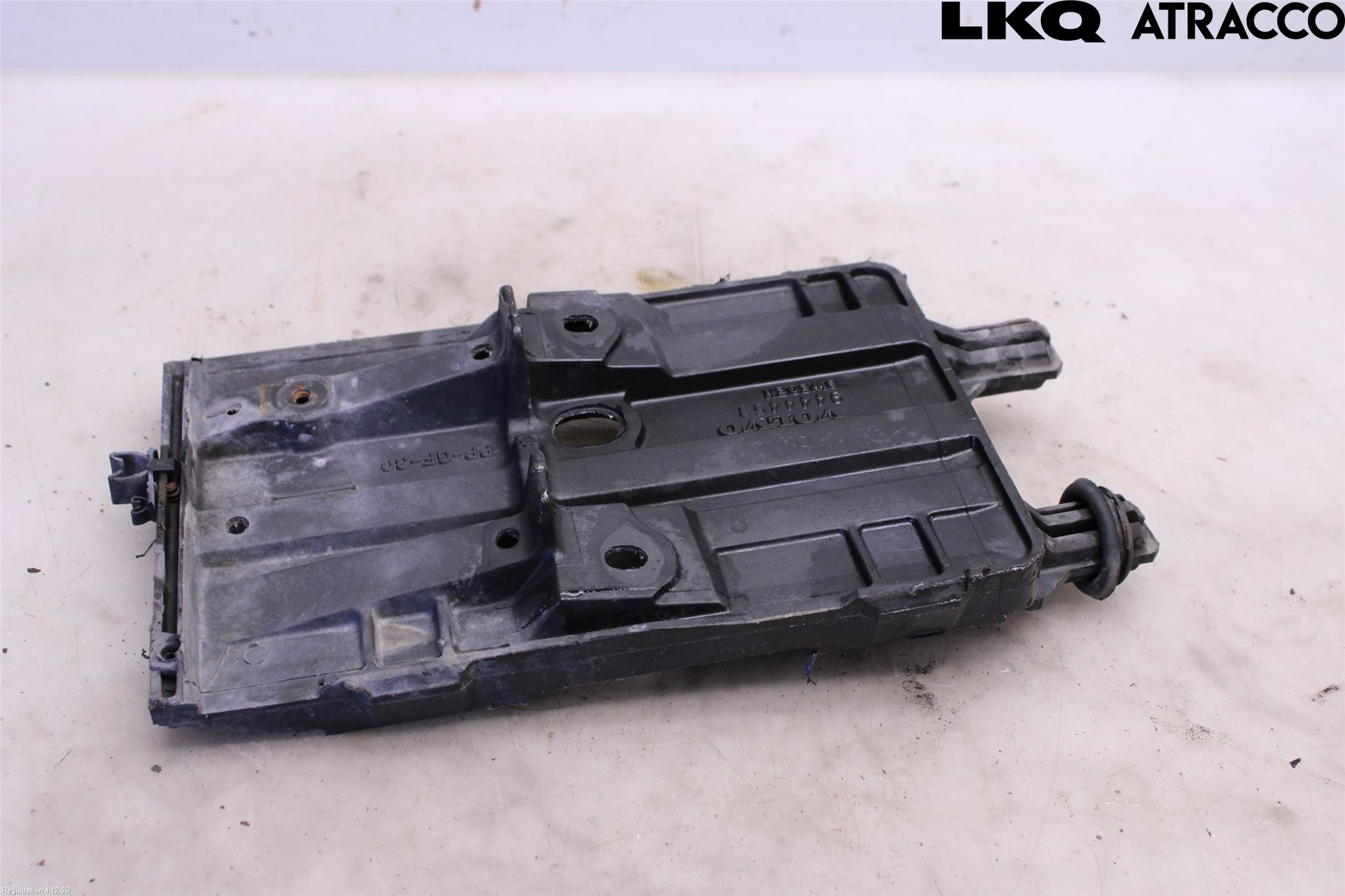 Volvo S70/V70/XC  97-00 Batterikasse - Feste - Holder