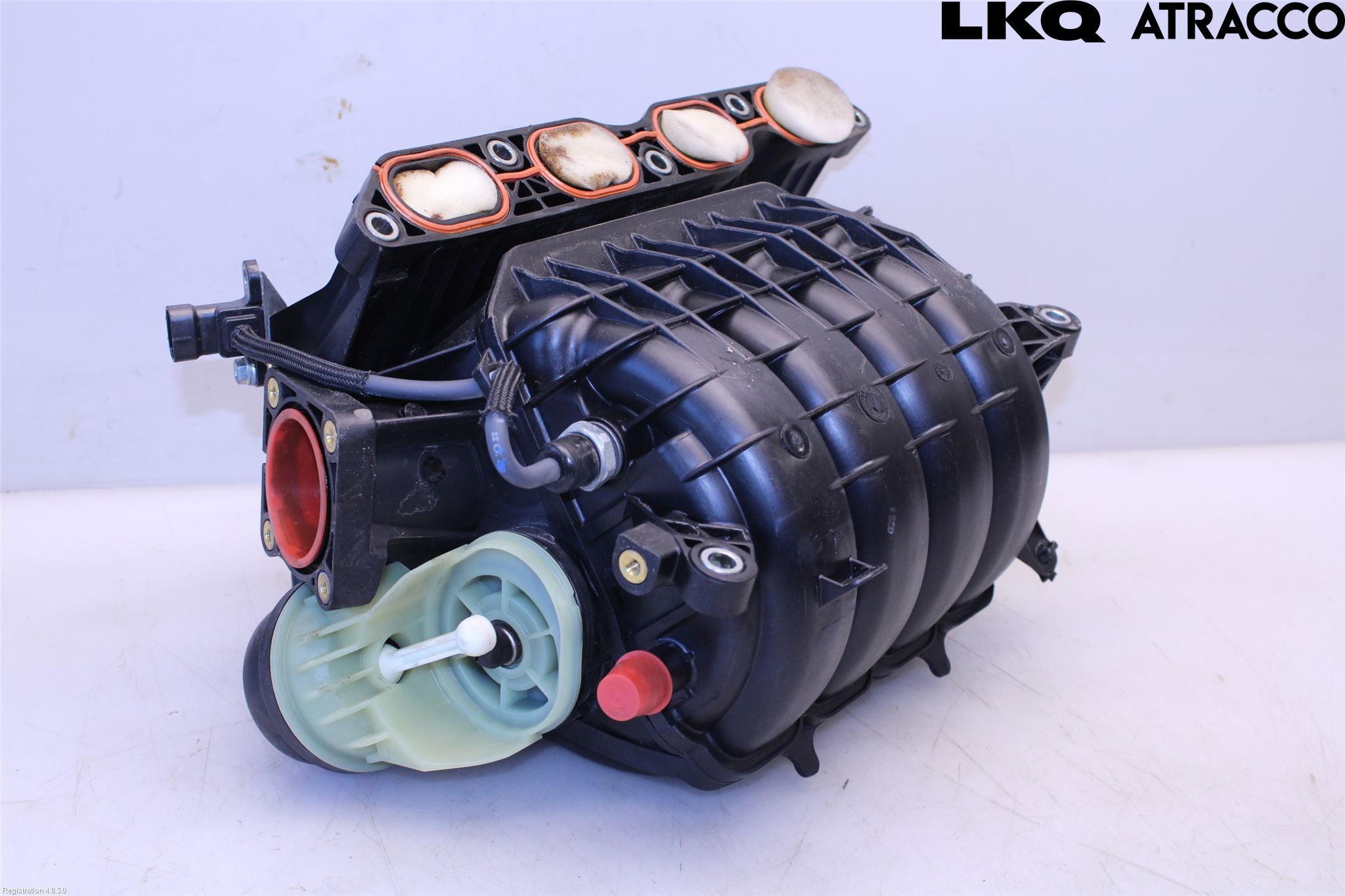 Toyota AVENSIS 09-15 Innsugningsmanifold