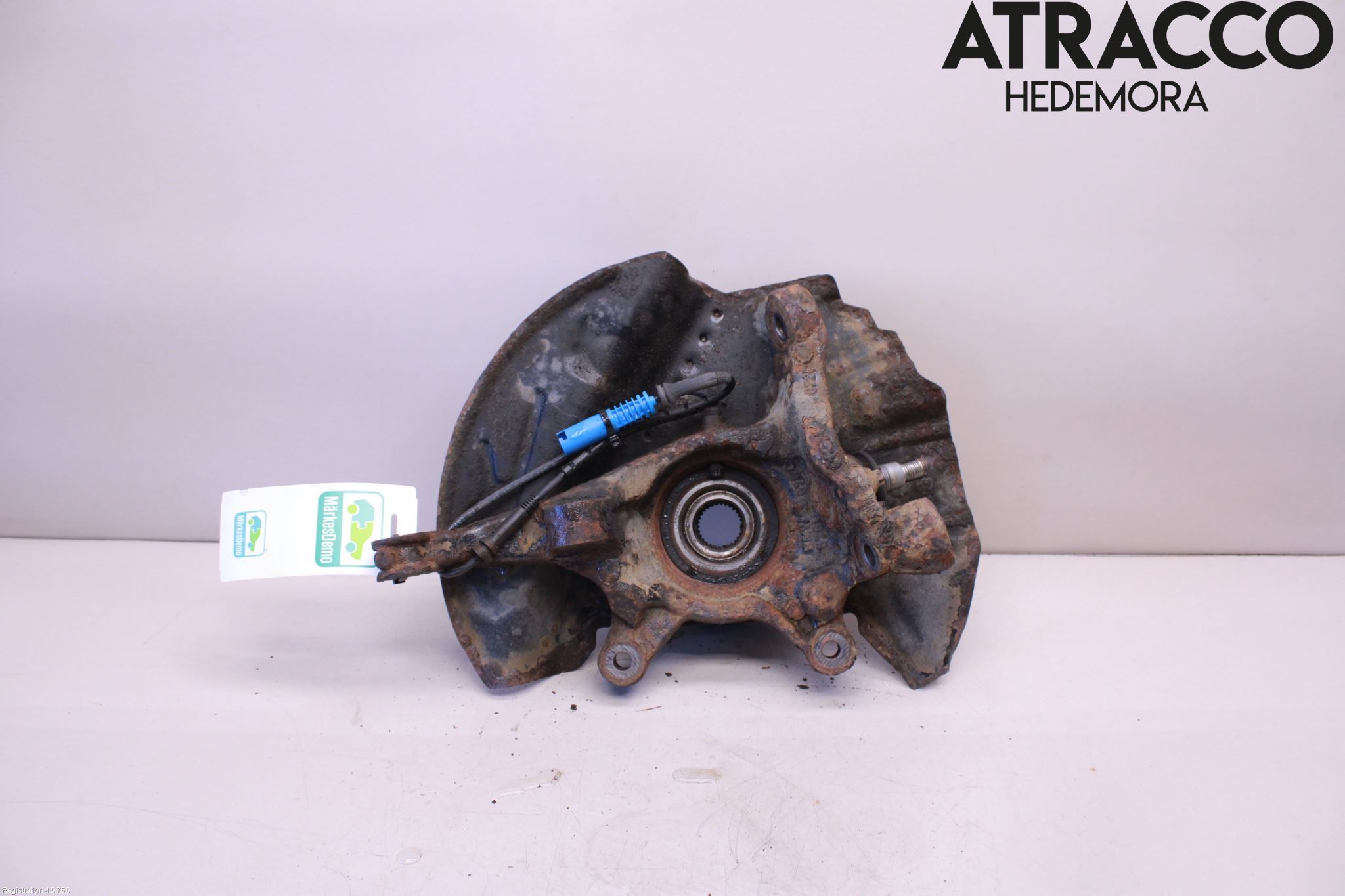 BMW X5 E53     99-06 Spindel Vf