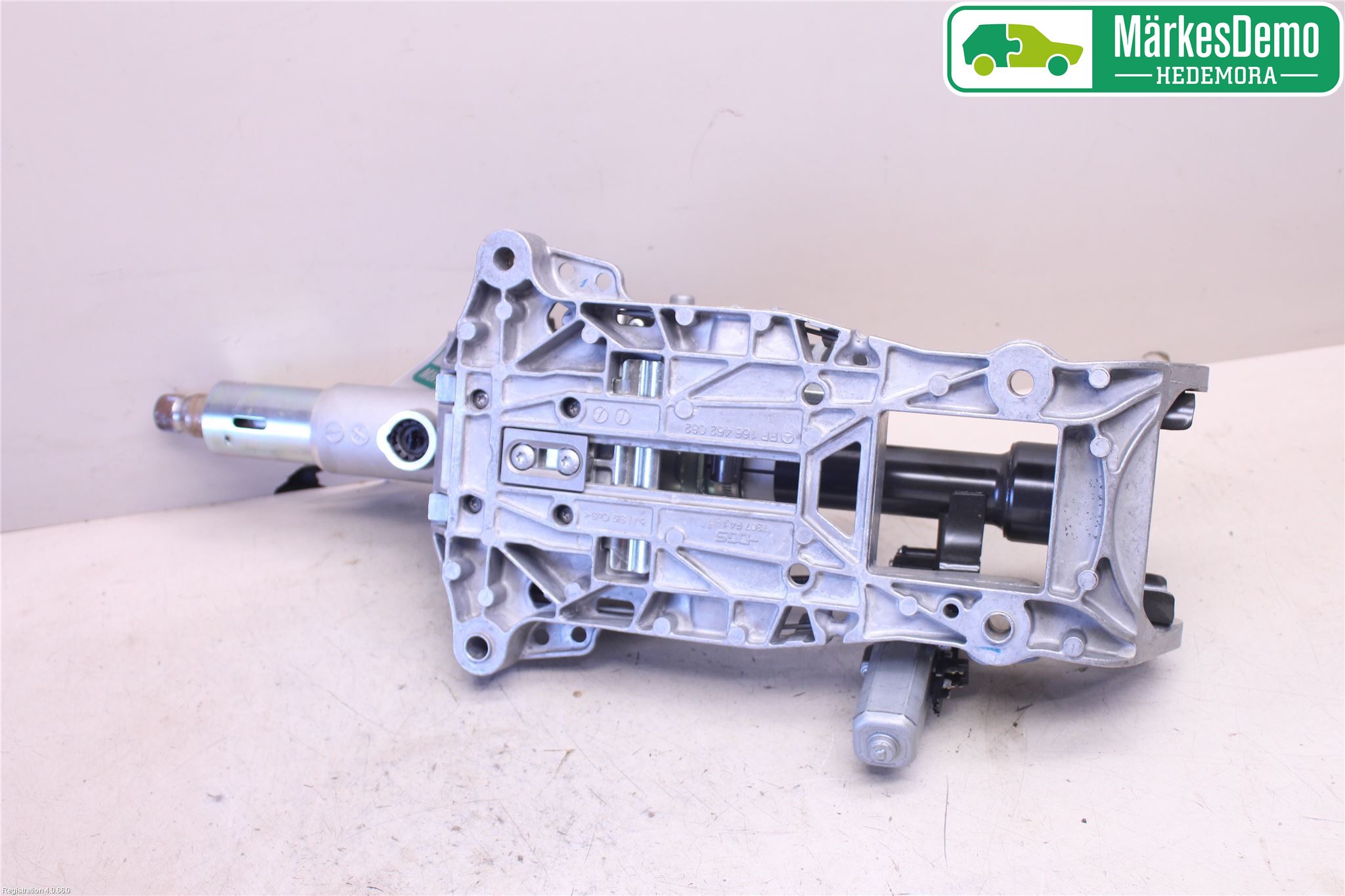 Mercedes-Benz MB GL/GLS-KLASS (X166) 12-19 Rattakselaggregat Justerbart