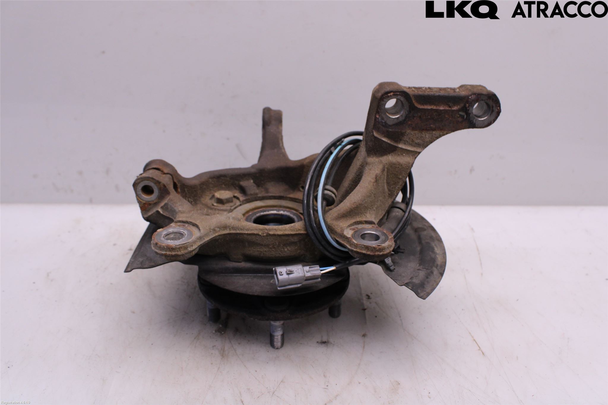 Nissan JUKE 14-19 Spindel Vf
