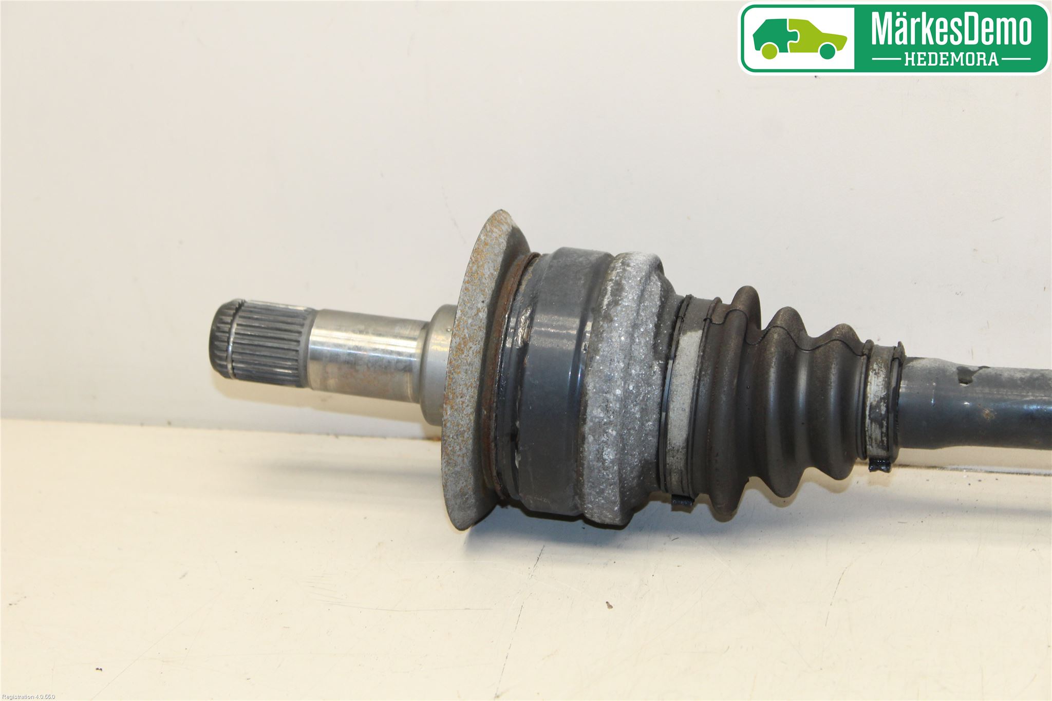 BMW 5 F10/F11/F18 09-17 Drivaksel Bak Kompl Høyre
