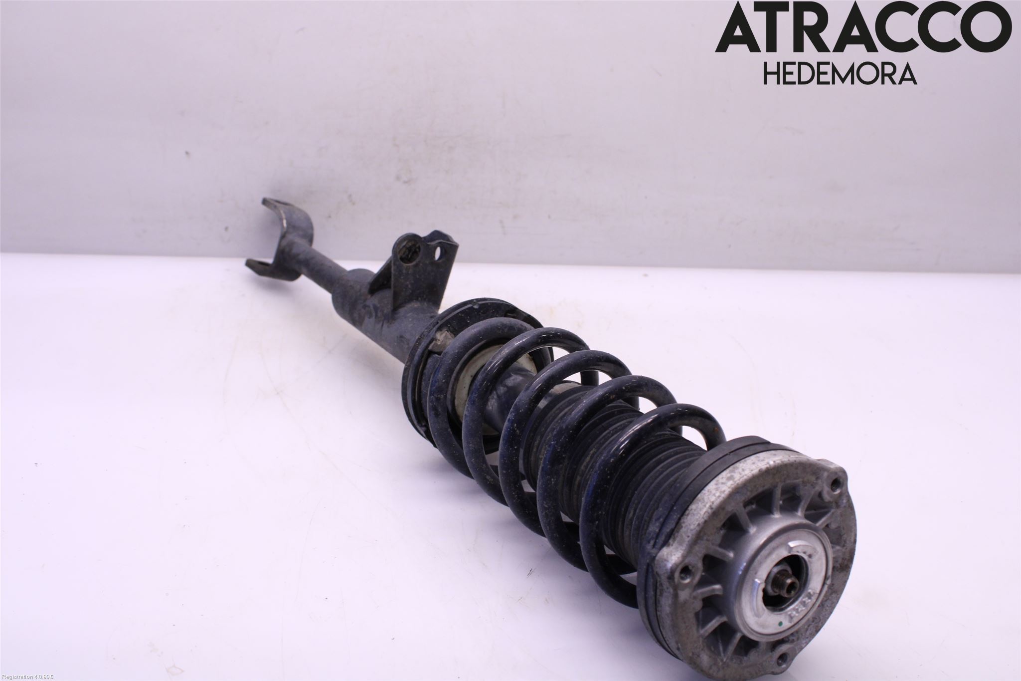 BMW 5 G30/G31/F90 17-23 Fjærbein Foran Venstre