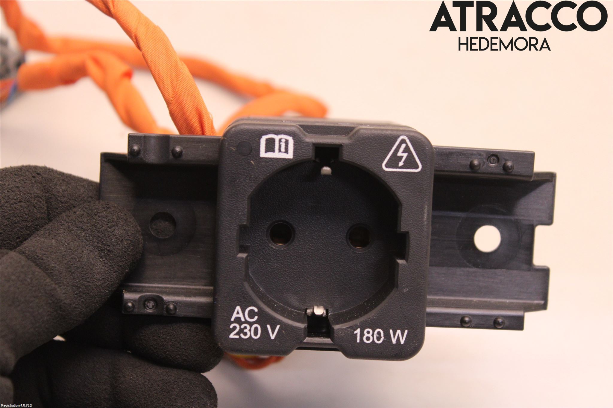 Landrover DEFENDER (L663) 20- Inverter 12-)220V
