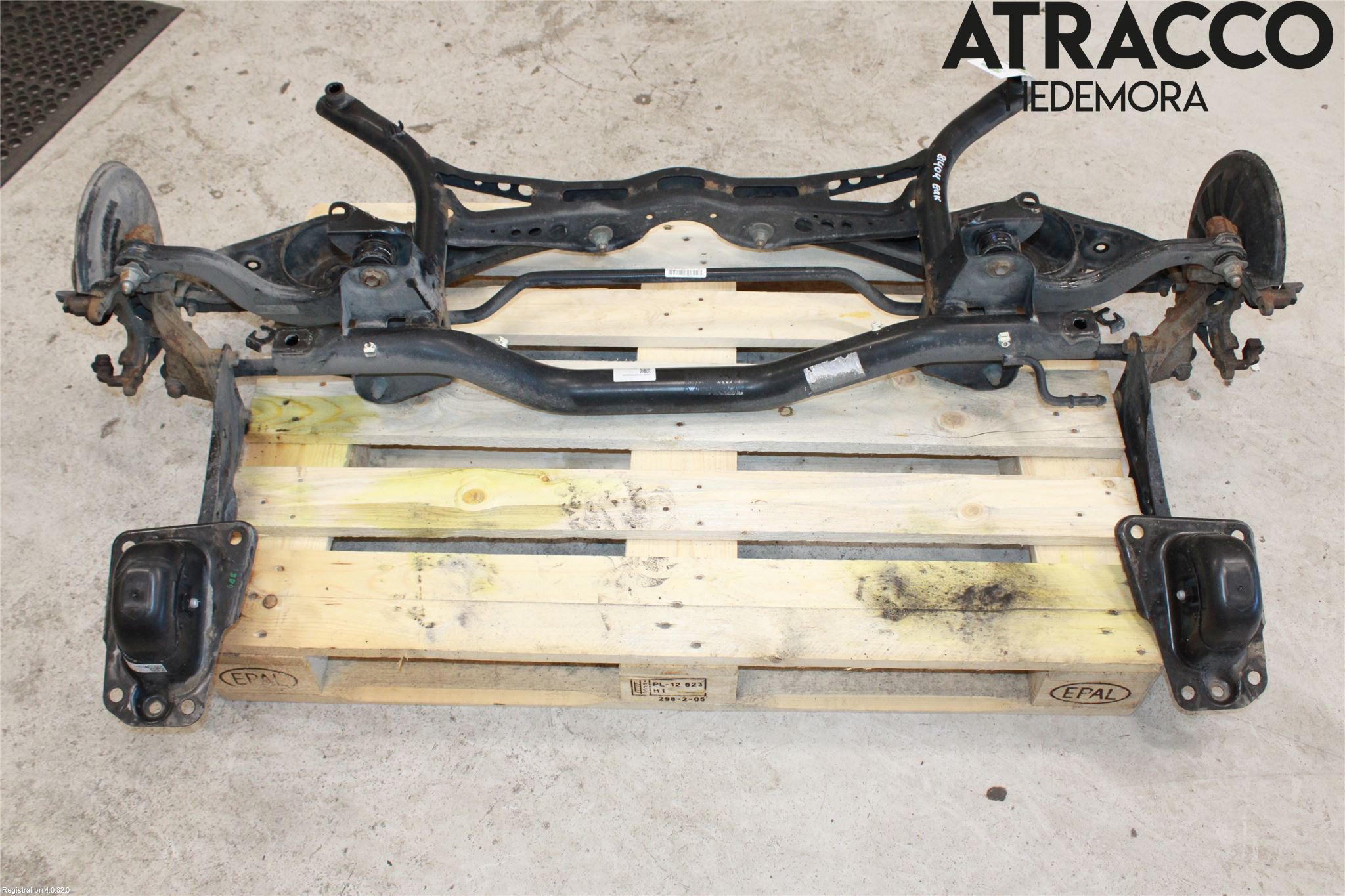 Volkswagen VW GOLF / E-GOLF VII 13-20 Bakaksel Feste Travers-Ramme