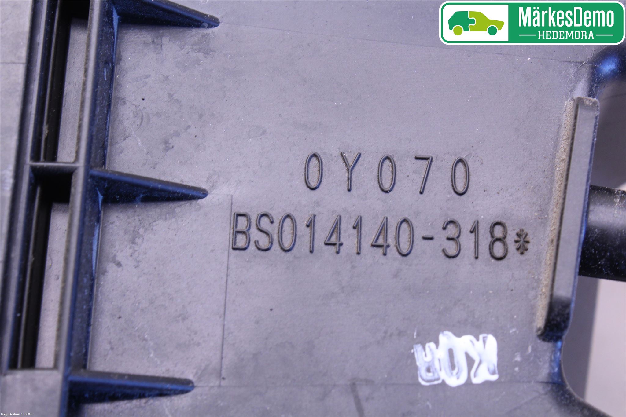 Toyota YARIS XP130 12-14 Luftfilter Boks