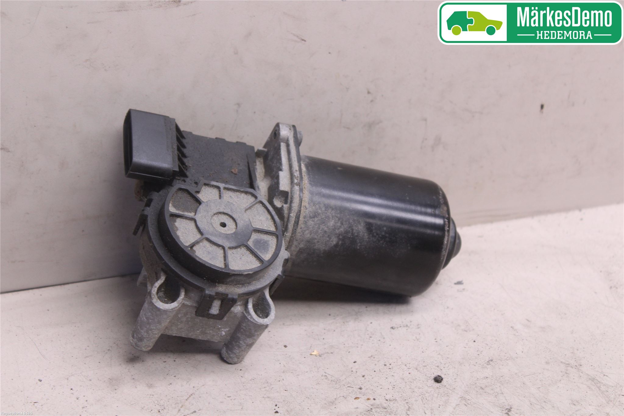 Kia PICANTO    04-11 Viskermotor Frontrute