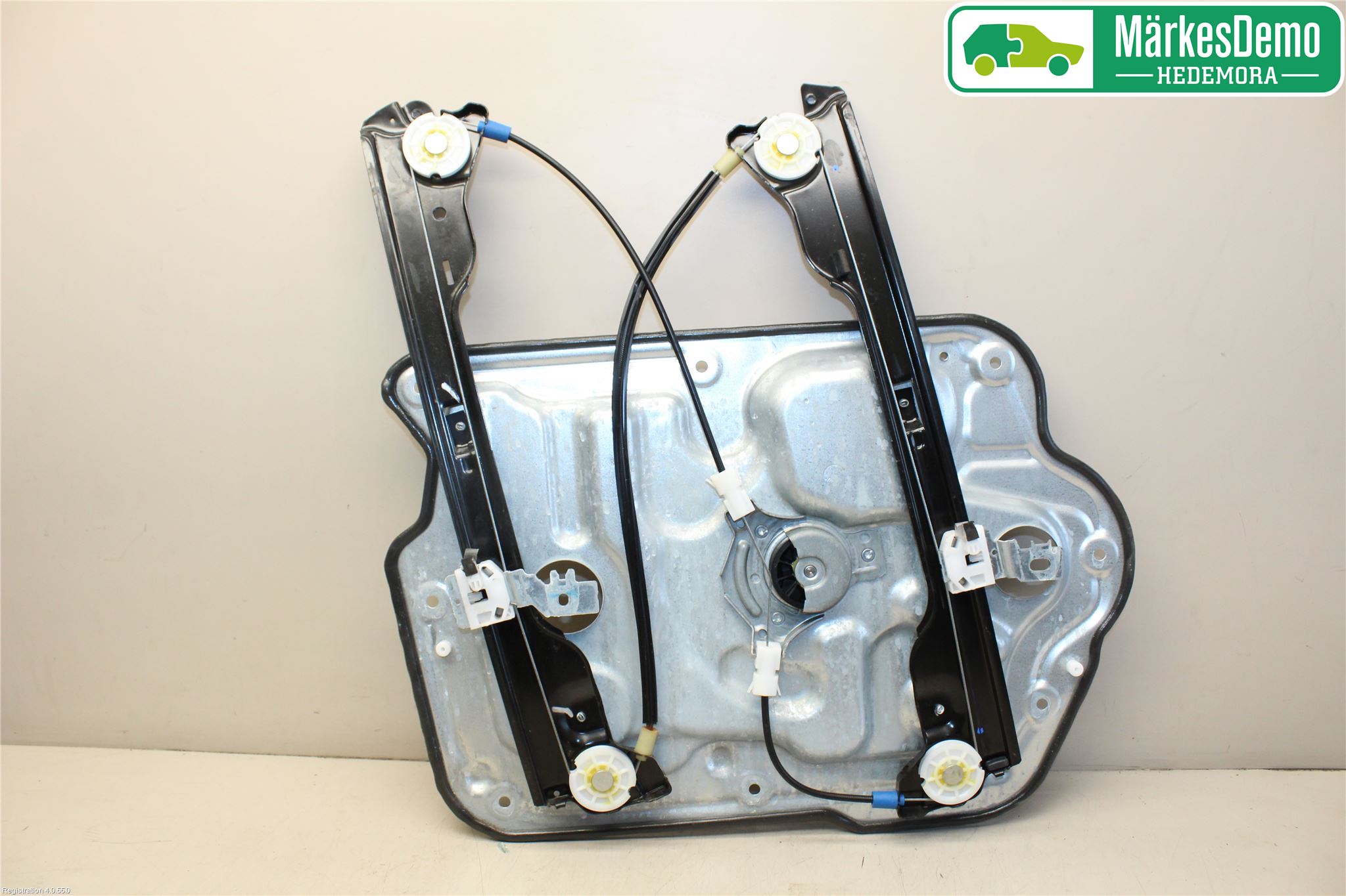 Nissan QASHQAI+2  10-14 Vindusheis El Komp
