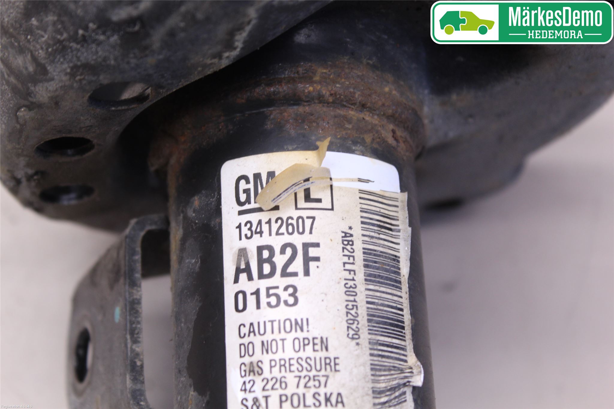 Opel ASTRA J 10-15 Fjærbein Foran Venstre