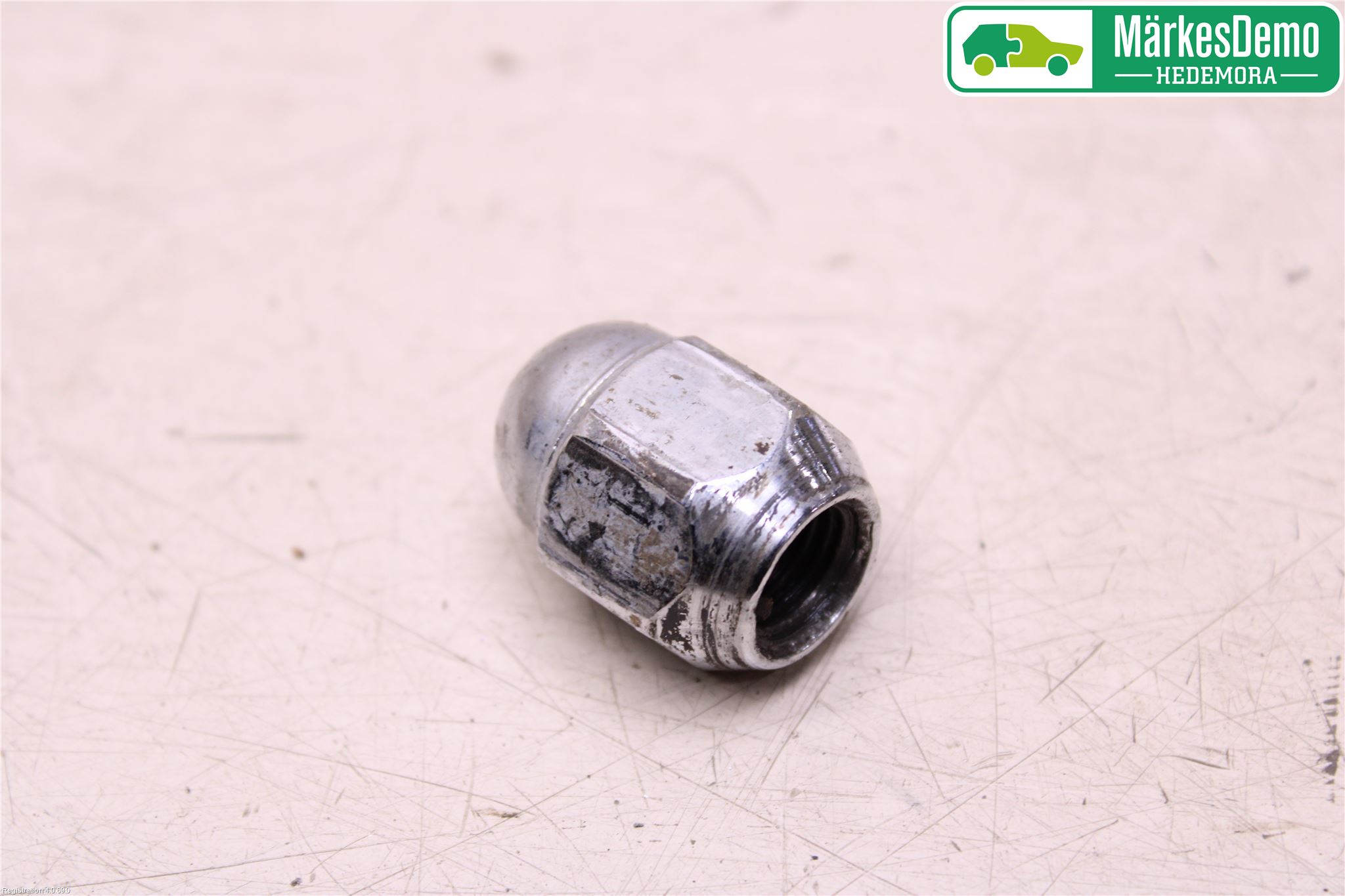 Toyota YARIS XP130 12-14 Hjulmutter - Bolt - Sett
