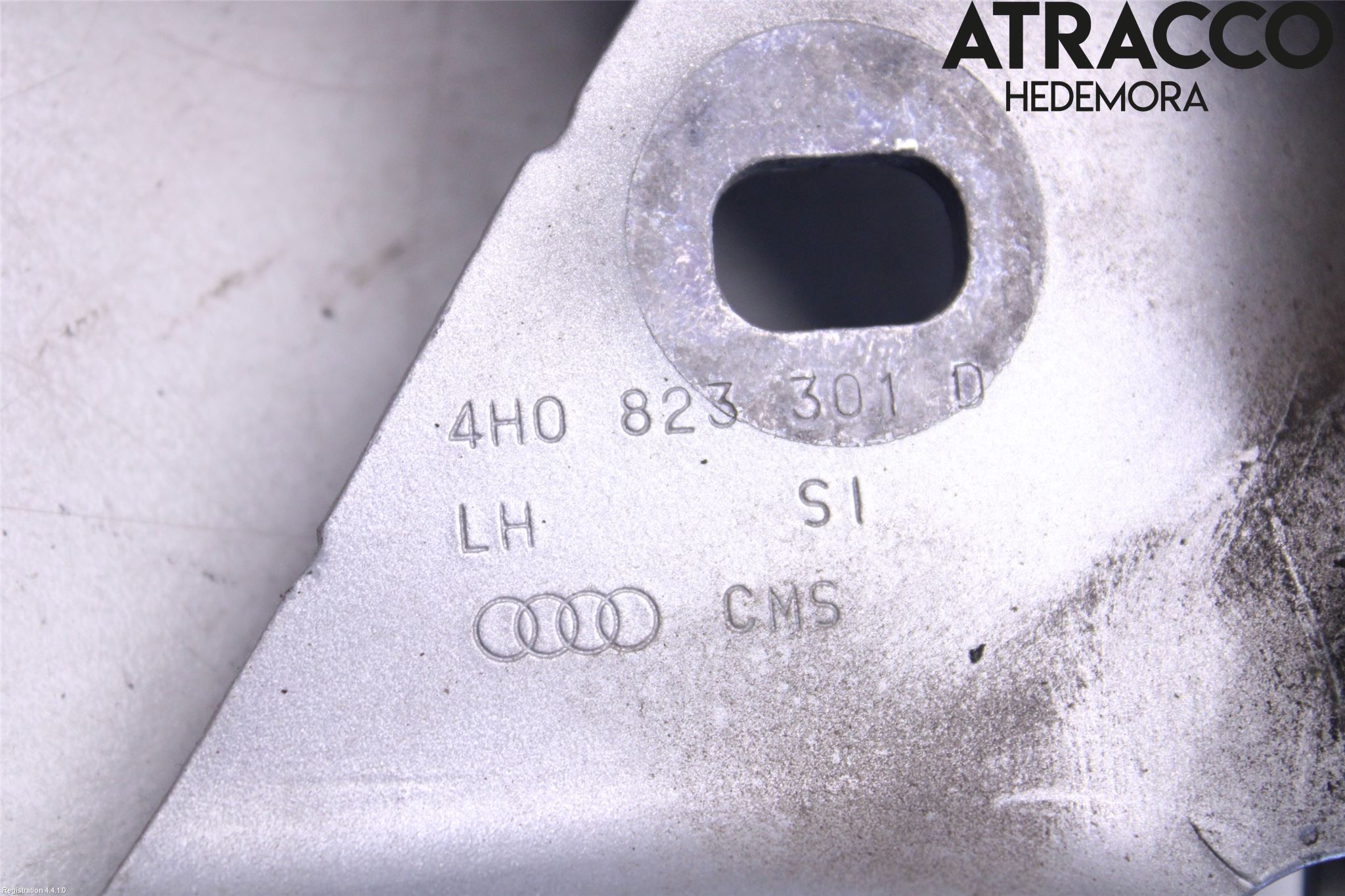 Audi A8/S8 4H 10-17 Panser Hengsel - Hengsler