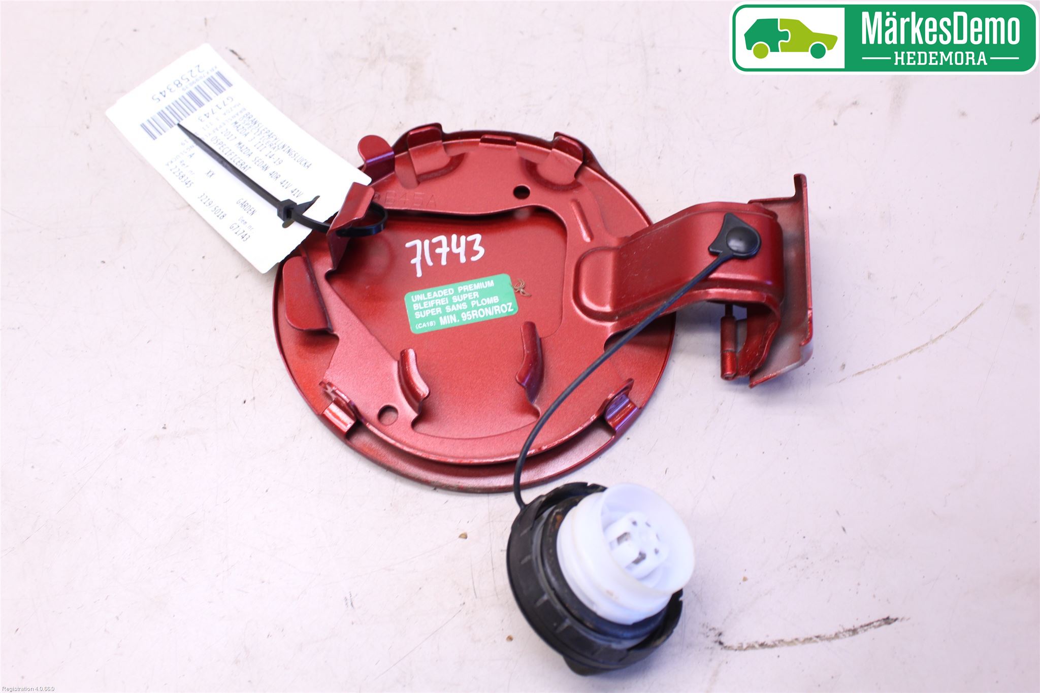 Mazda 3 III 14-19 Drivstoff Tankluke
