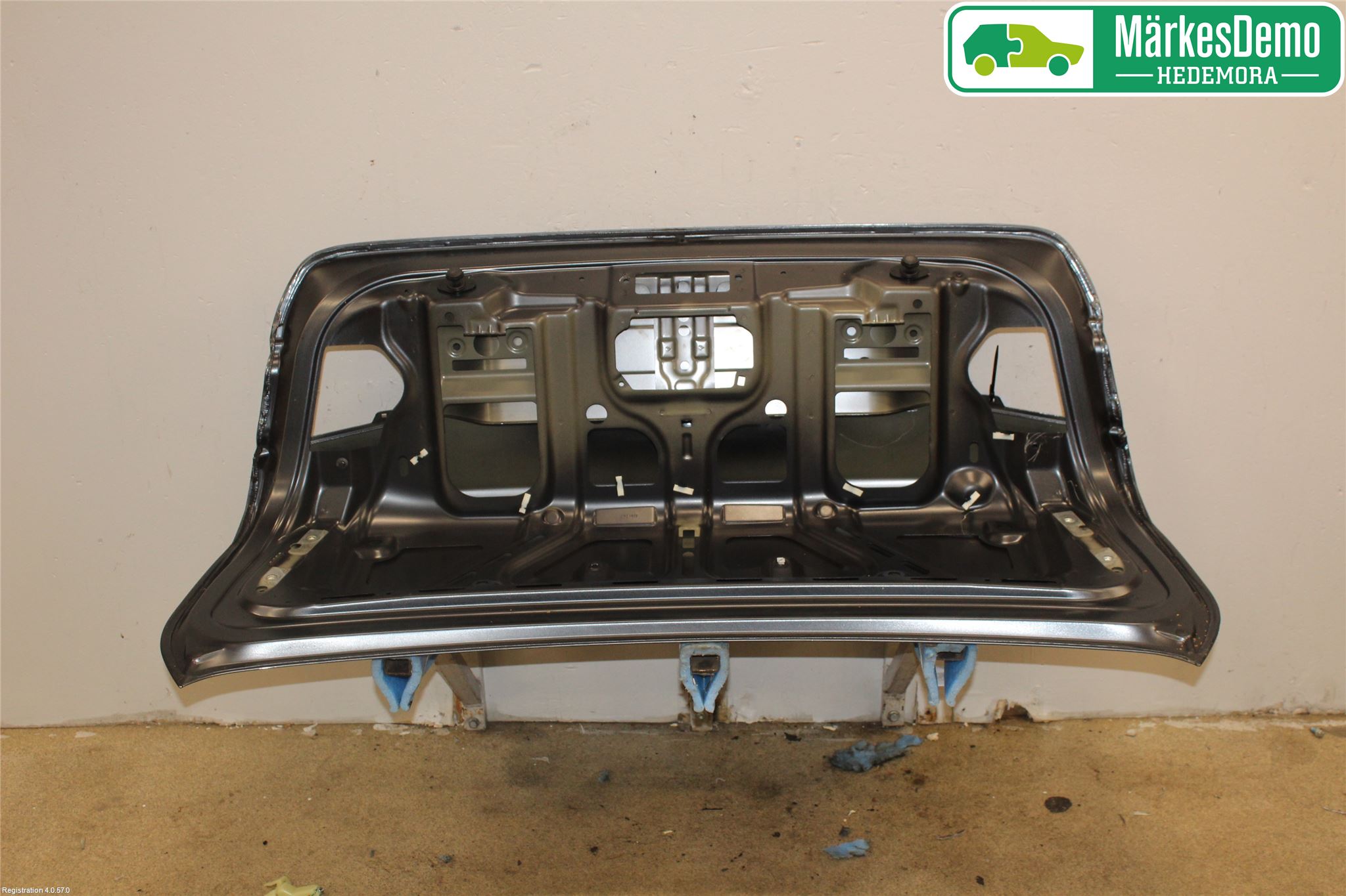 BMW 3 F30/F31/F80 12-19 Bakluke Koffertlokk