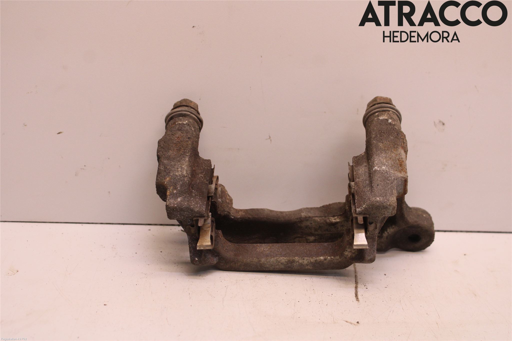 Mitsubishi OUTLANDER 13-21 Bremsecaliper Feste Holder