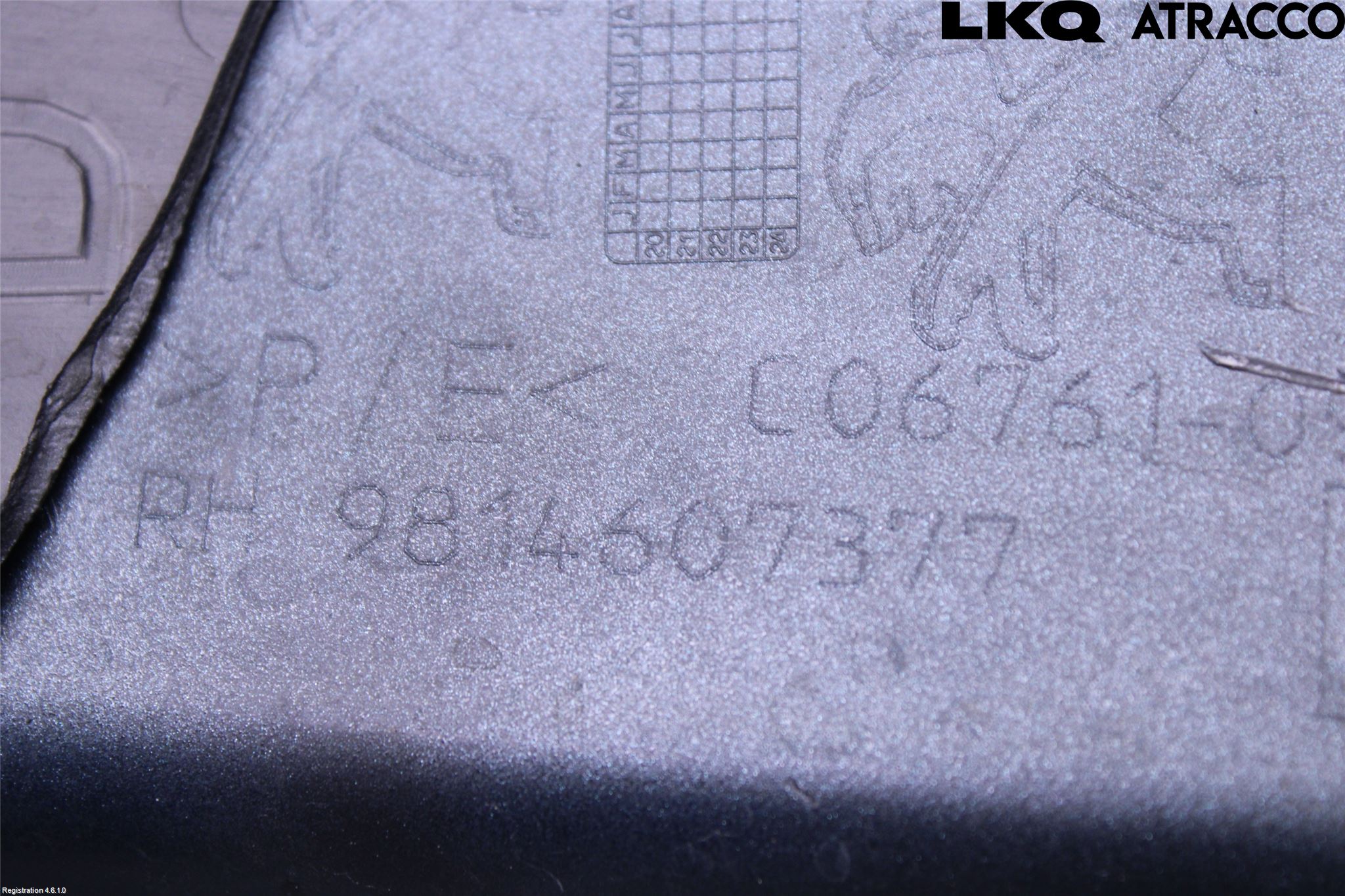 Peugeot 5008 17-24 Støtfanger Bak Hjørne Høyre