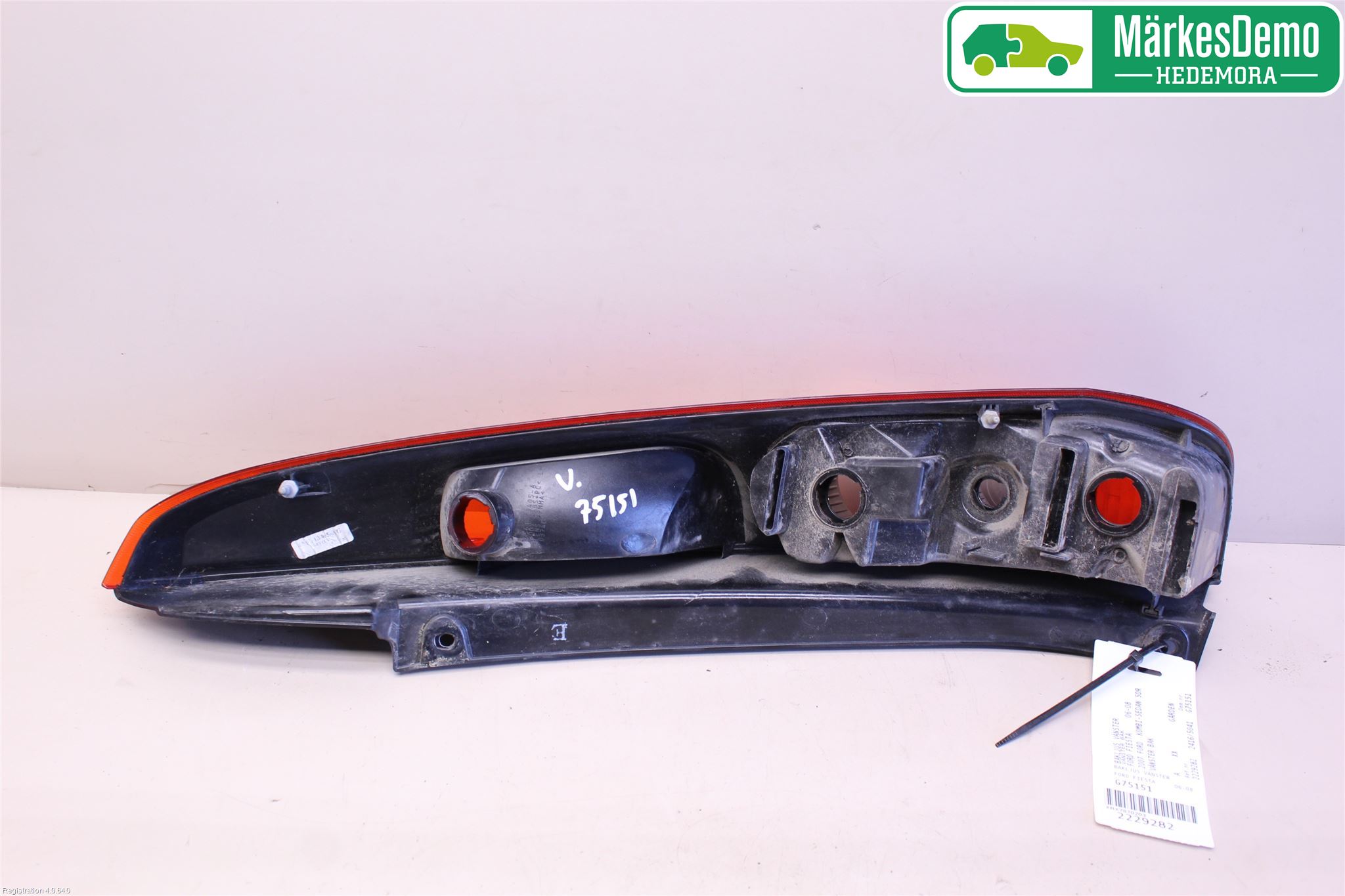 Ford FIESTA     06-08 Baklykt Venstre